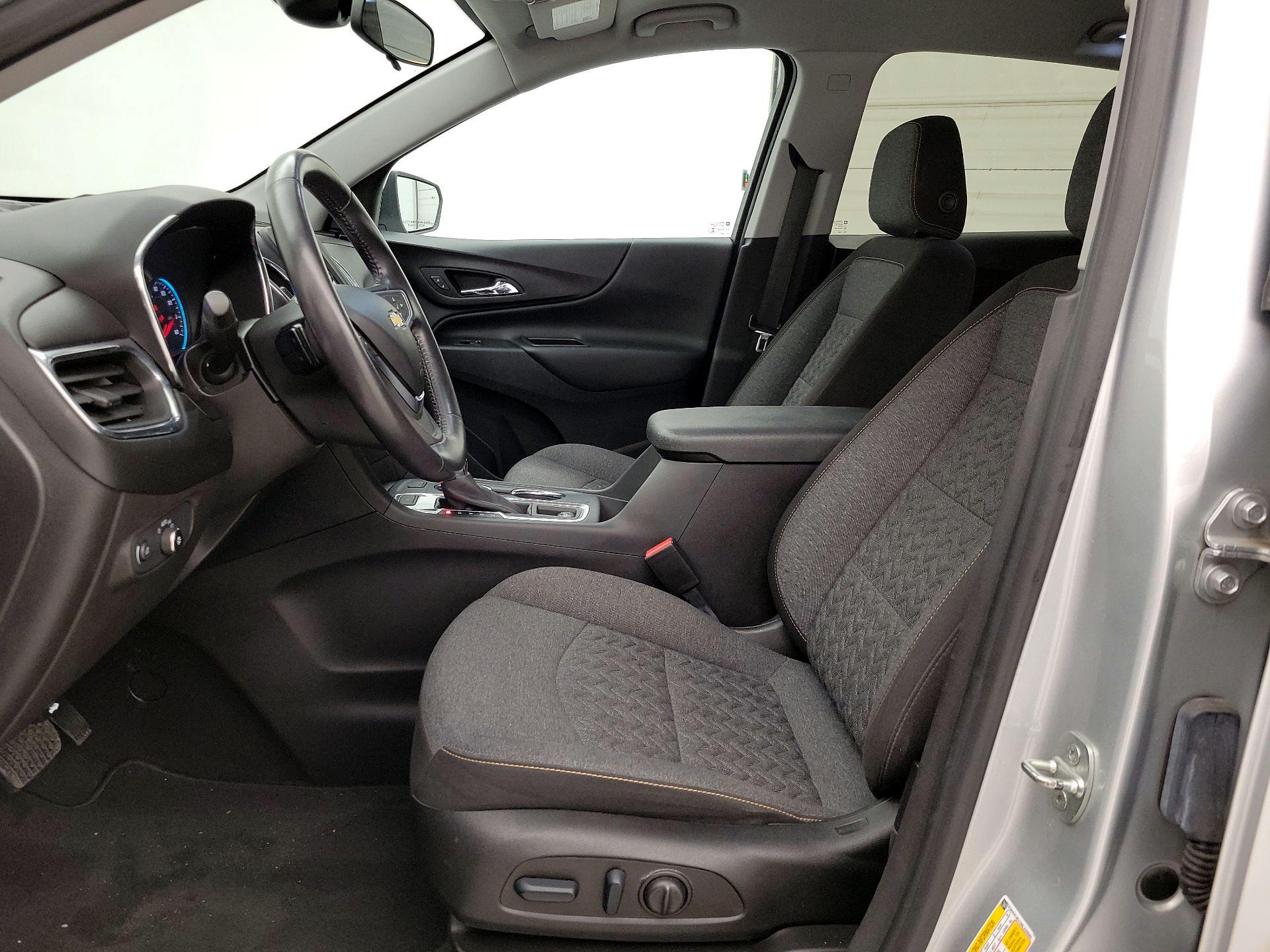 Thumbnail: 2022 Chevrolet Equinox - 11