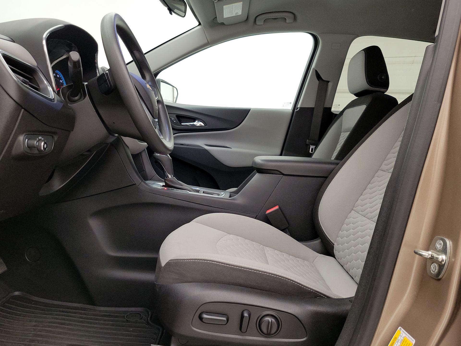 Thumbnail: 2019 Chevrolet Equinox - 11