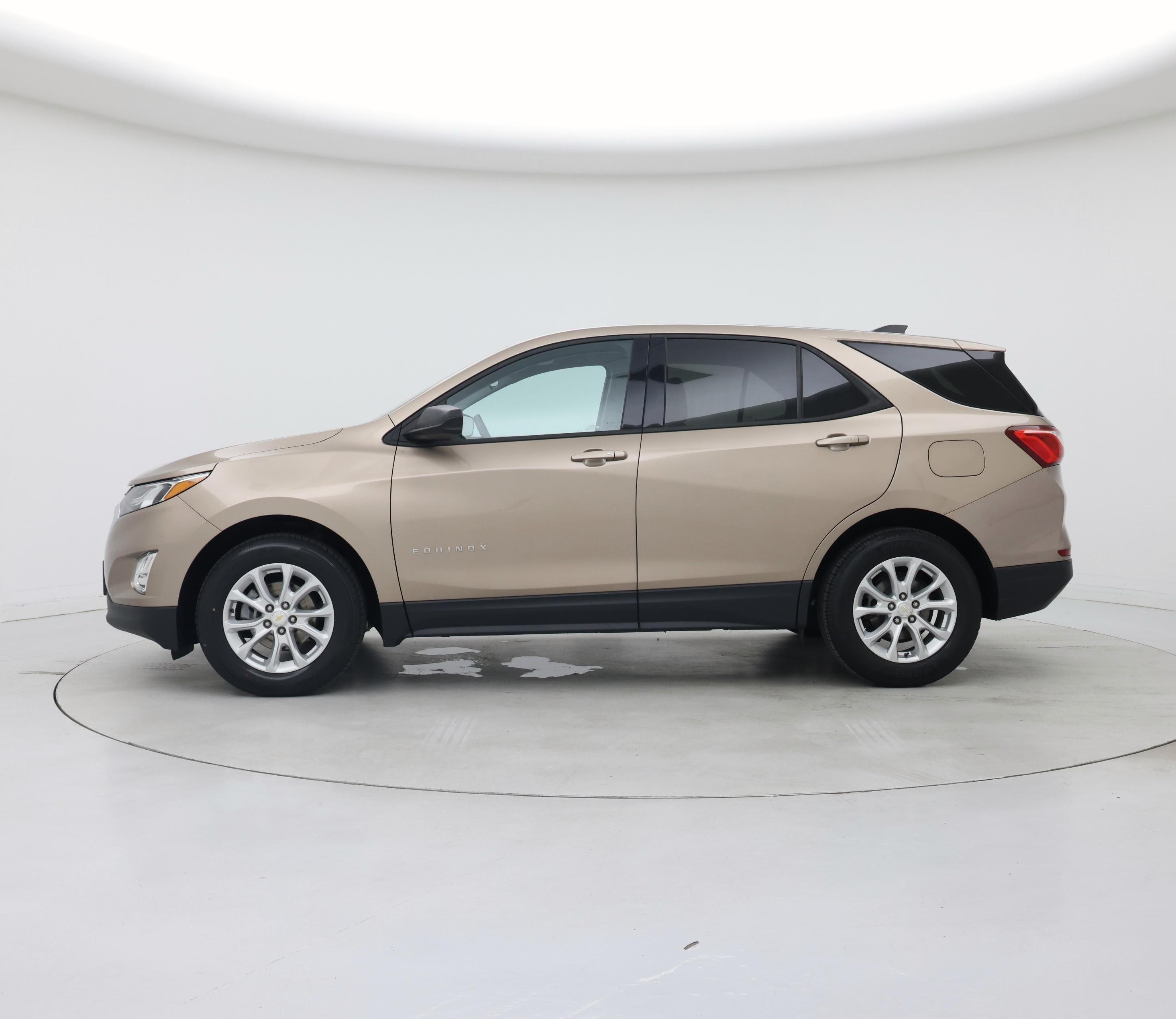 Thumbnail: 2019 Chevrolet Equinox - 3