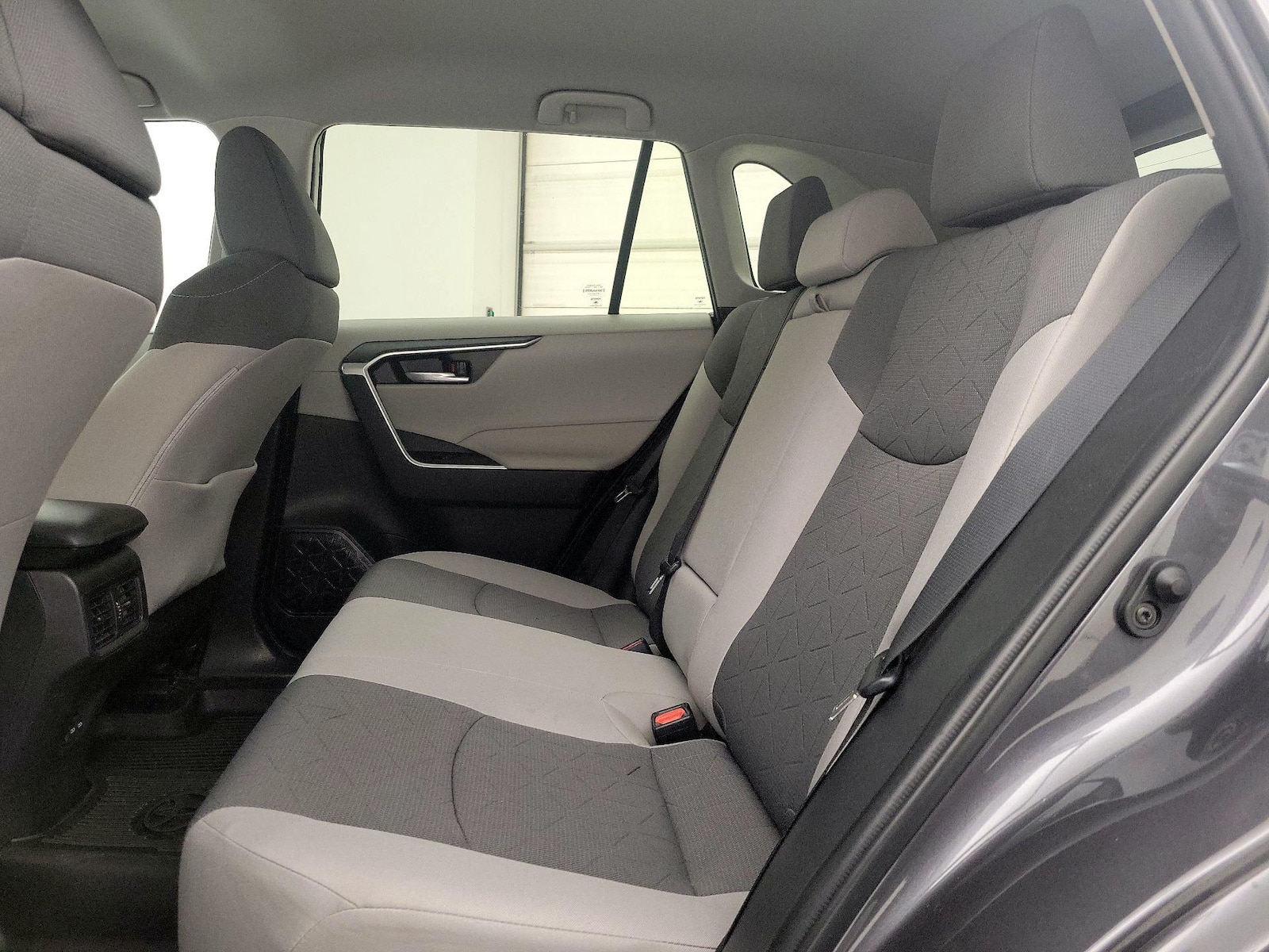 2023 Toyota RAV4 XLE - Photo 20