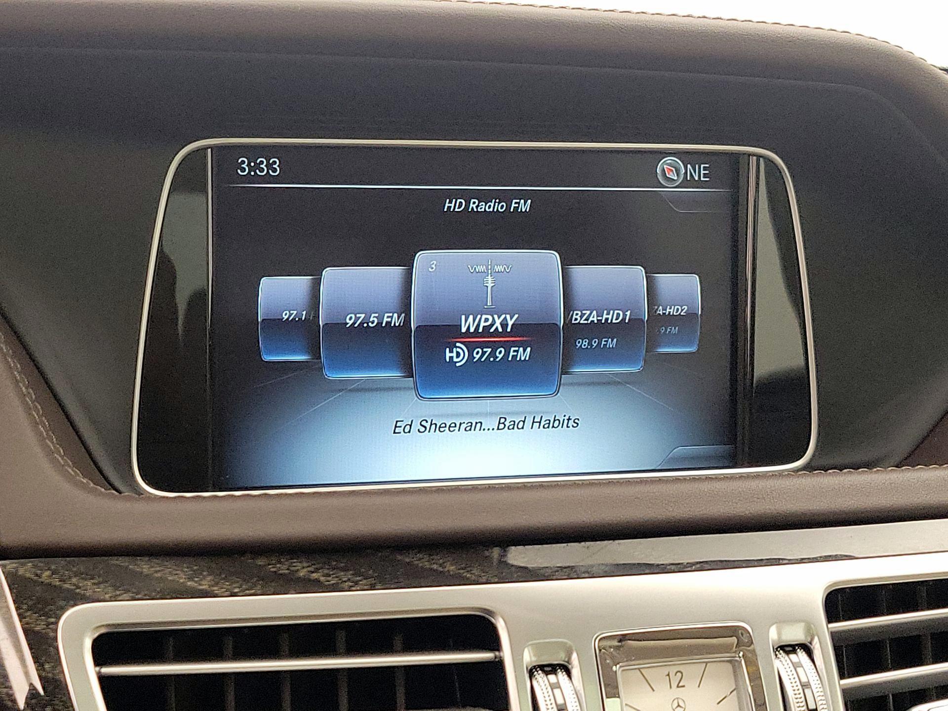 Thumbnail: 2016 Mercedes-Benz E-Class - 16