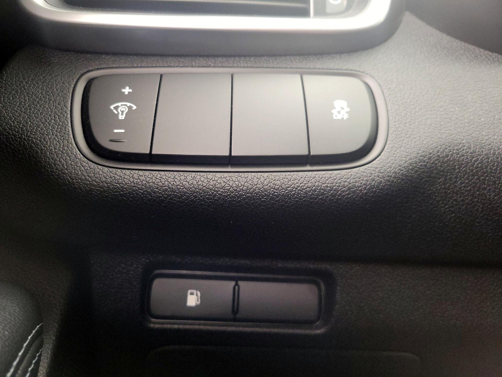 2018 Kia Sorento L - Photo 14