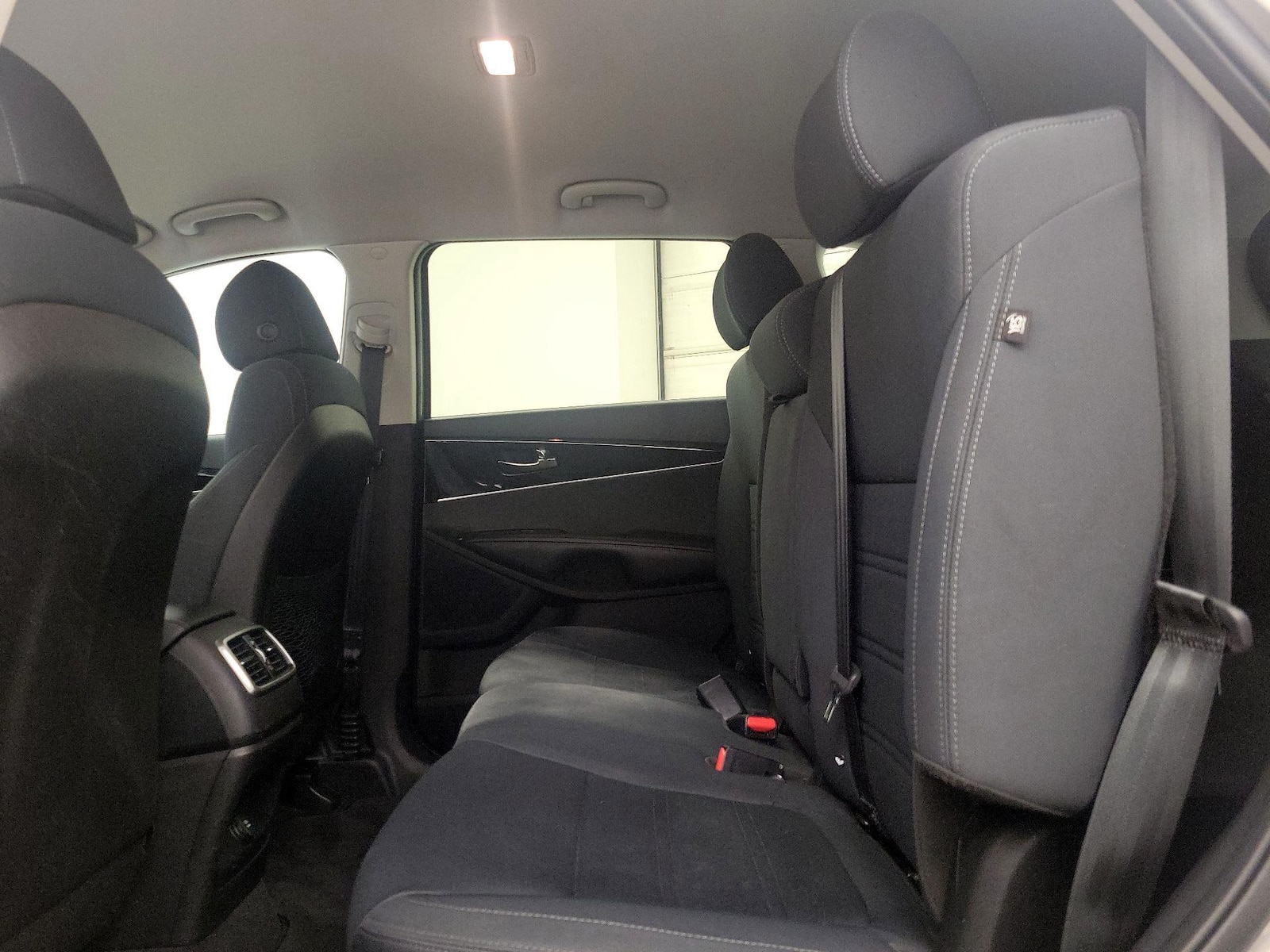 2018 Kia Sorento L - Photo 20