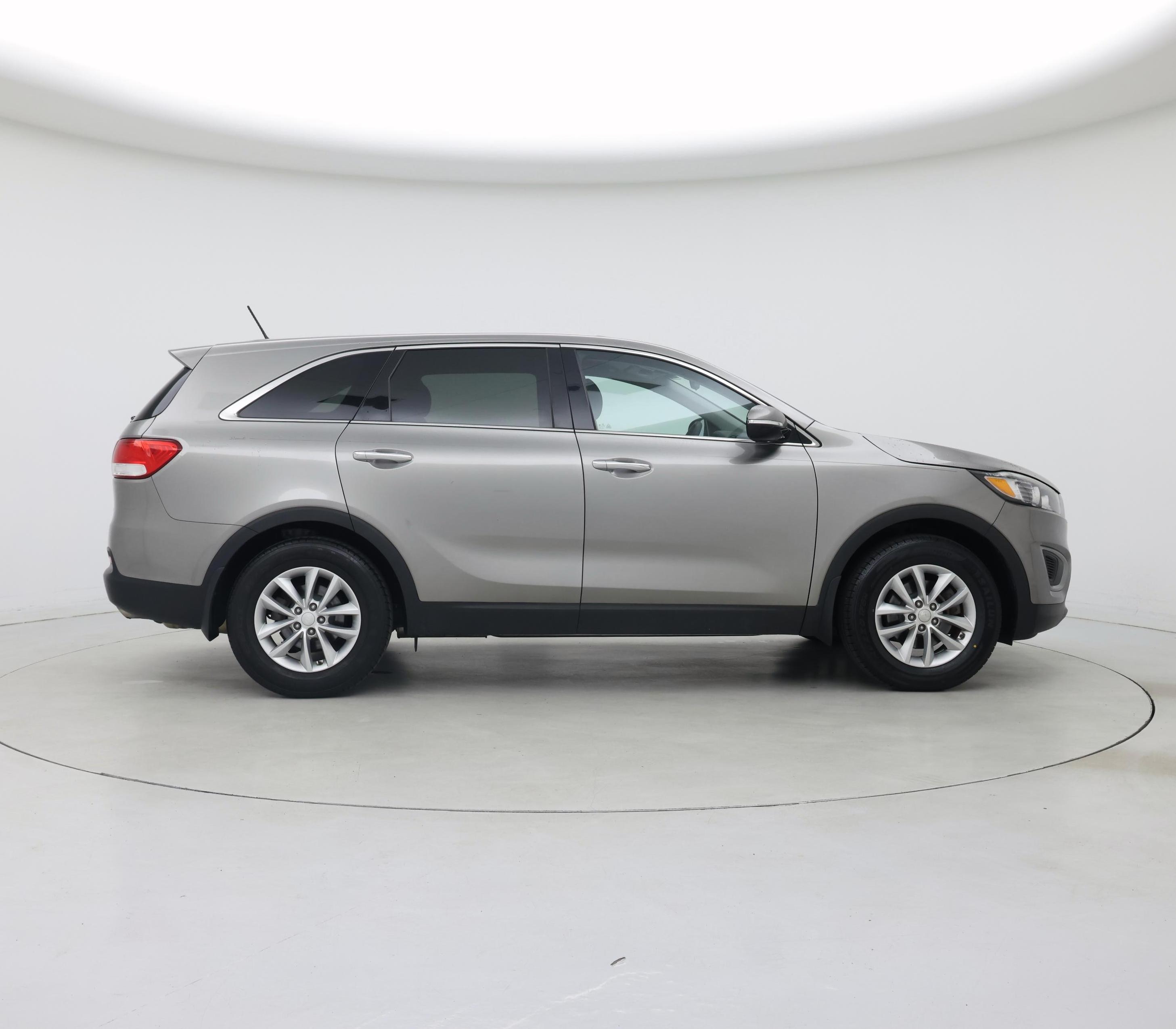 Thumbnail: 2018 Kia Sorento - 7