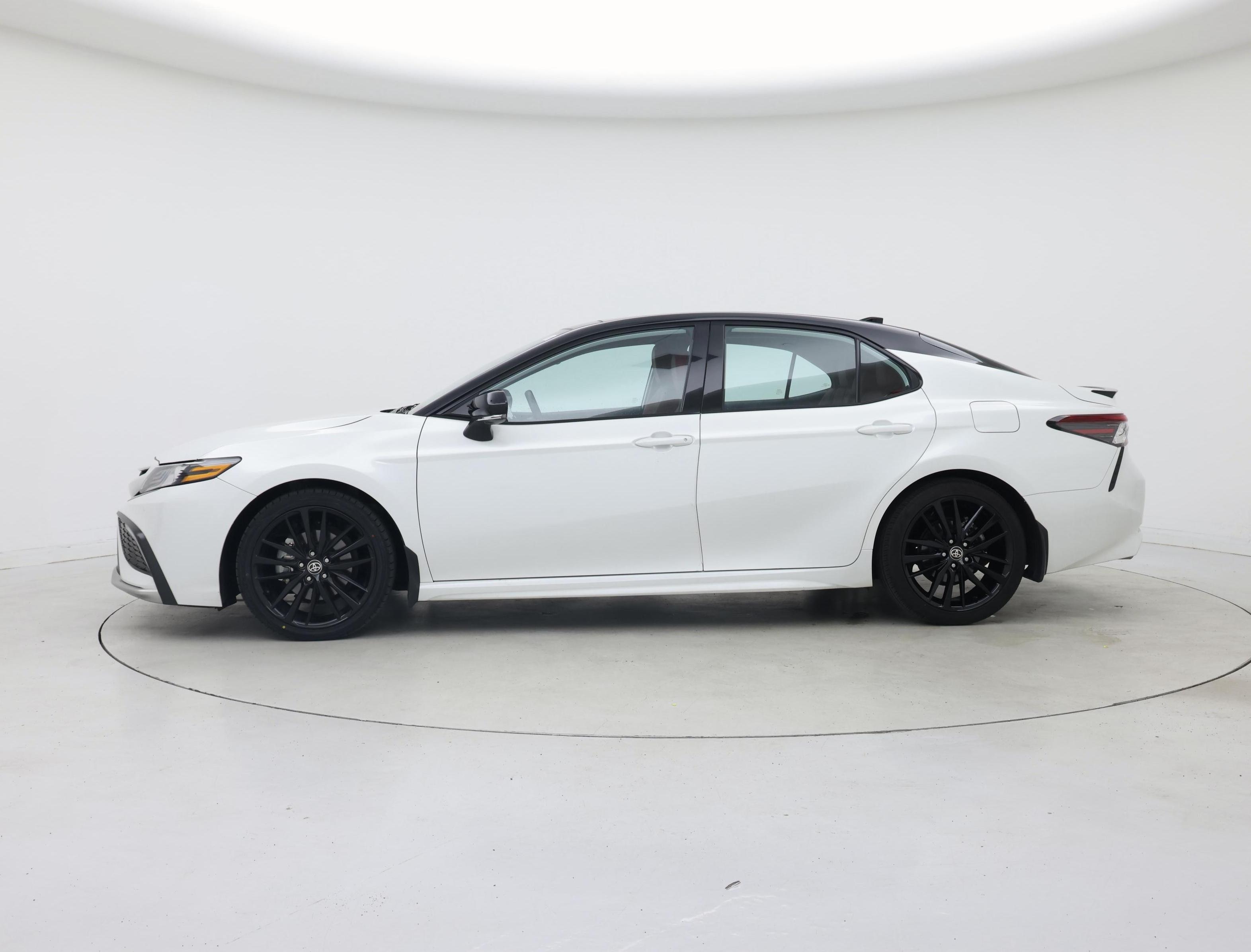 Thumbnail: 2023 Toyota Camry - 3