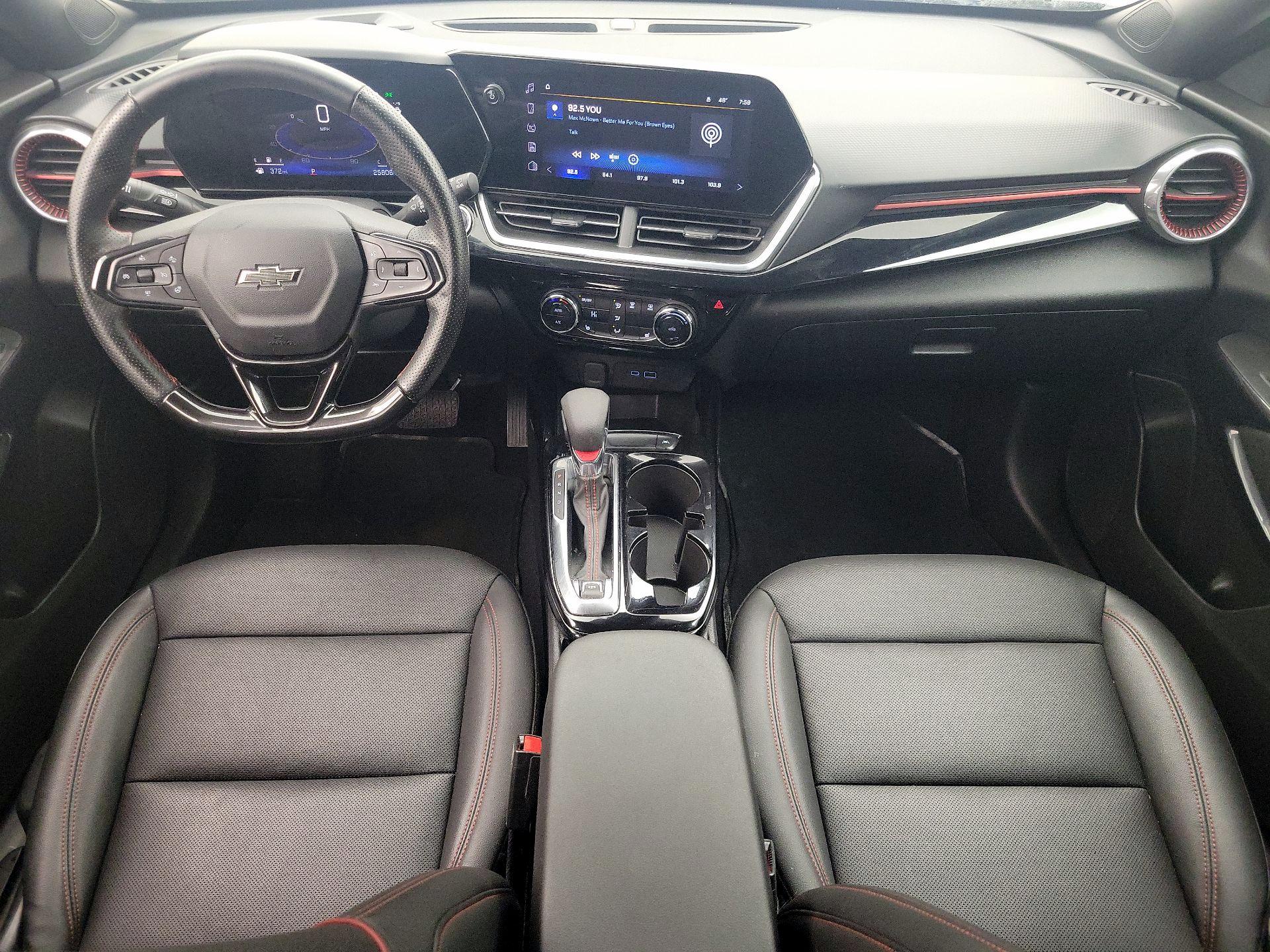 Thumbnail: 2024 Chevrolet Trax - 9
