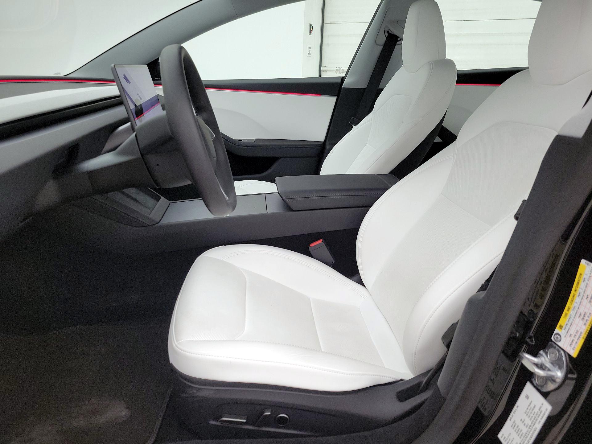 Thumbnail: 2025 Tesla Model 3 - 11