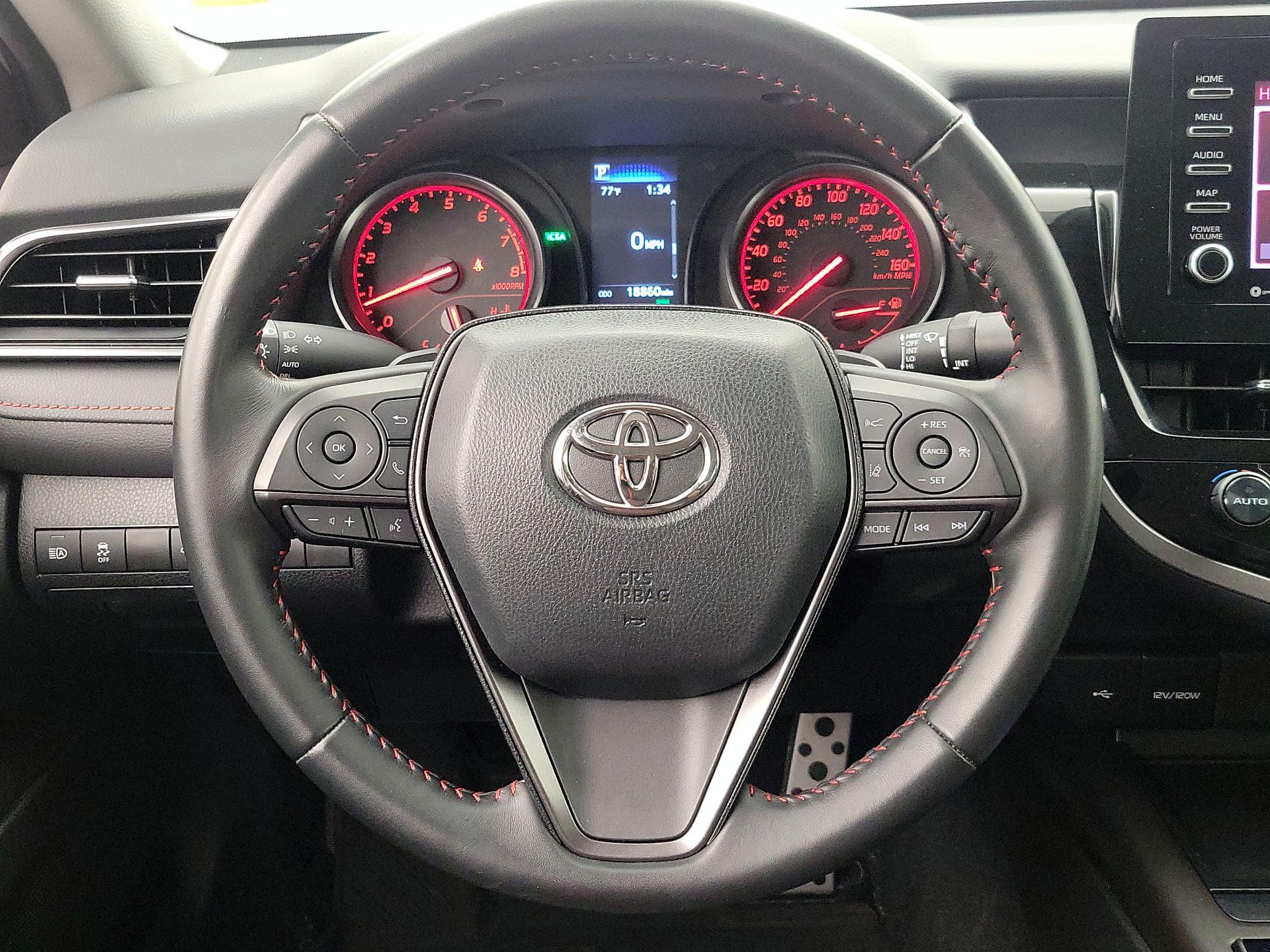 Thumbnail: 2023 Toyota Camry - 10