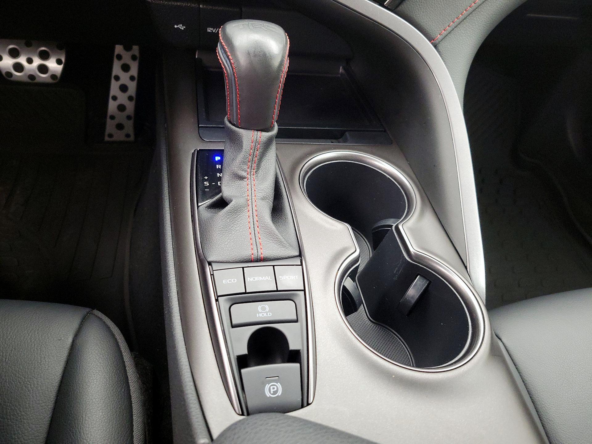 Thumbnail: 2023 Toyota Camry - 17