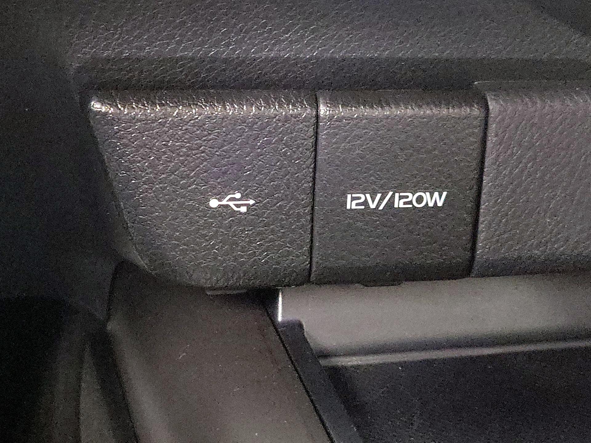 Thumbnail: 2023 Toyota Camry - 18