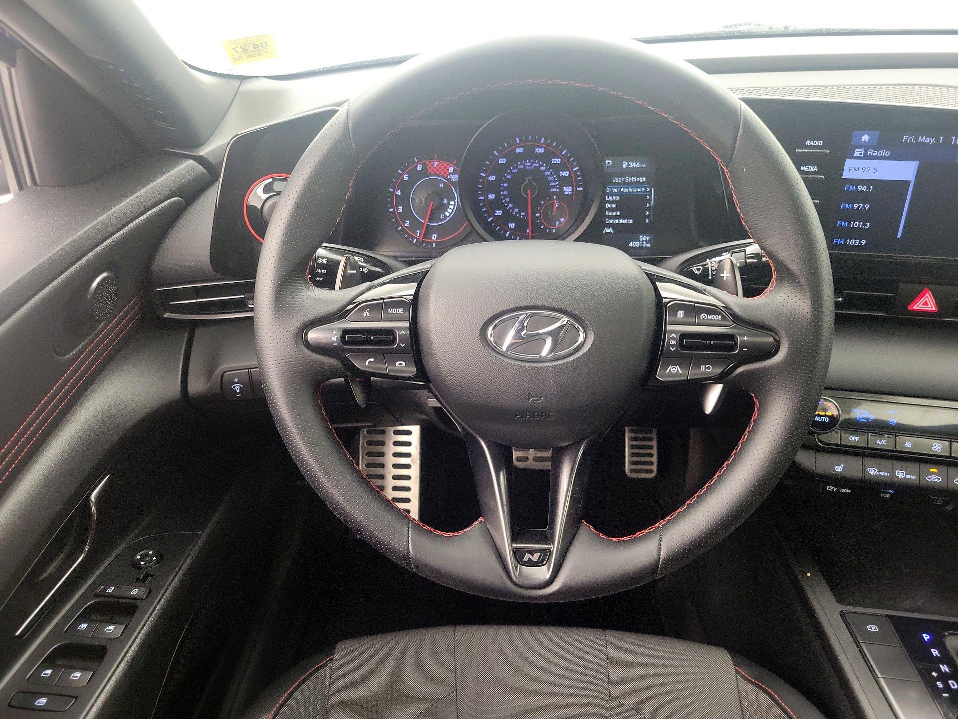Thumbnail: 2022 Hyundai Elantra - 10