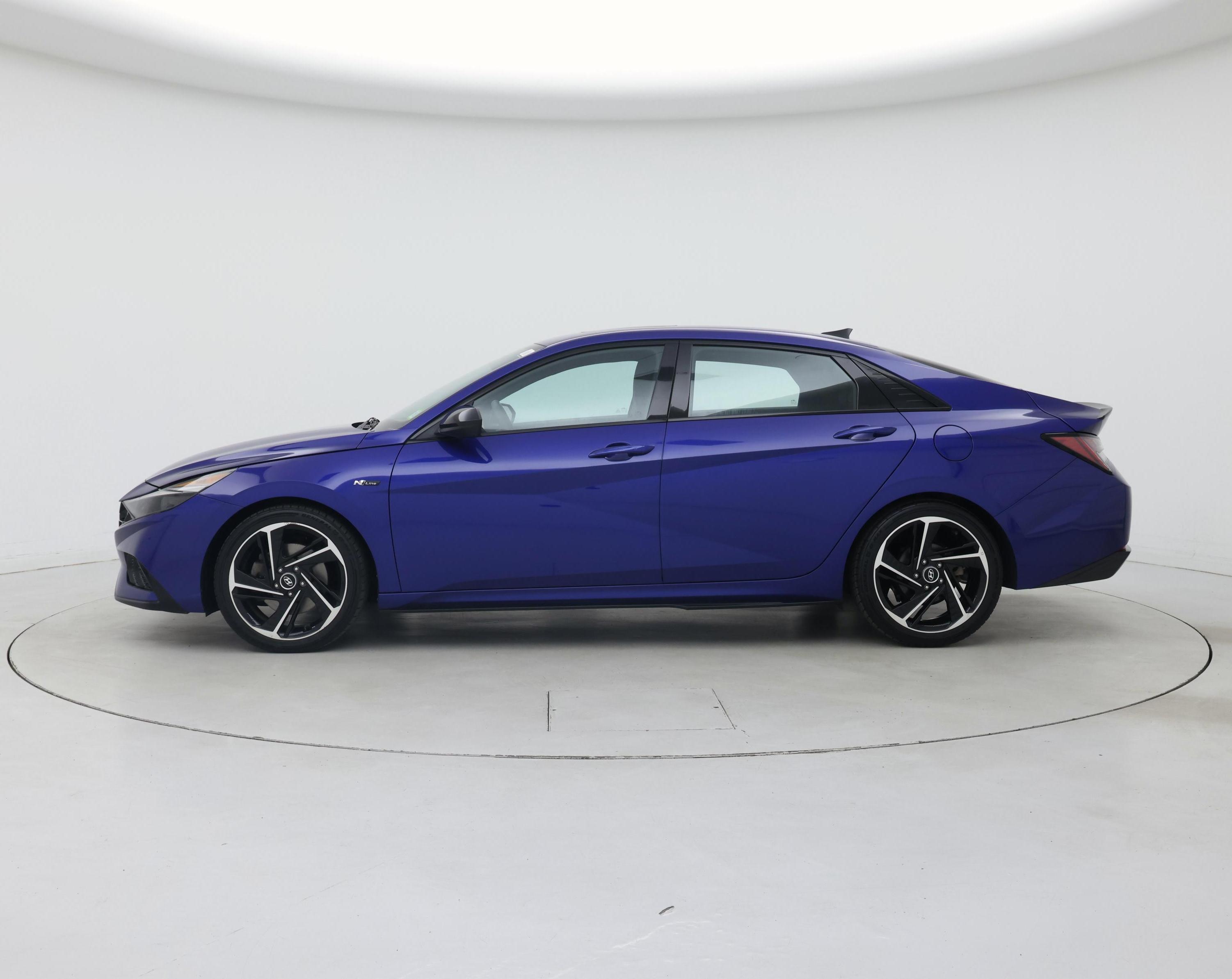 Thumbnail: 2022 Hyundai Elantra - 3