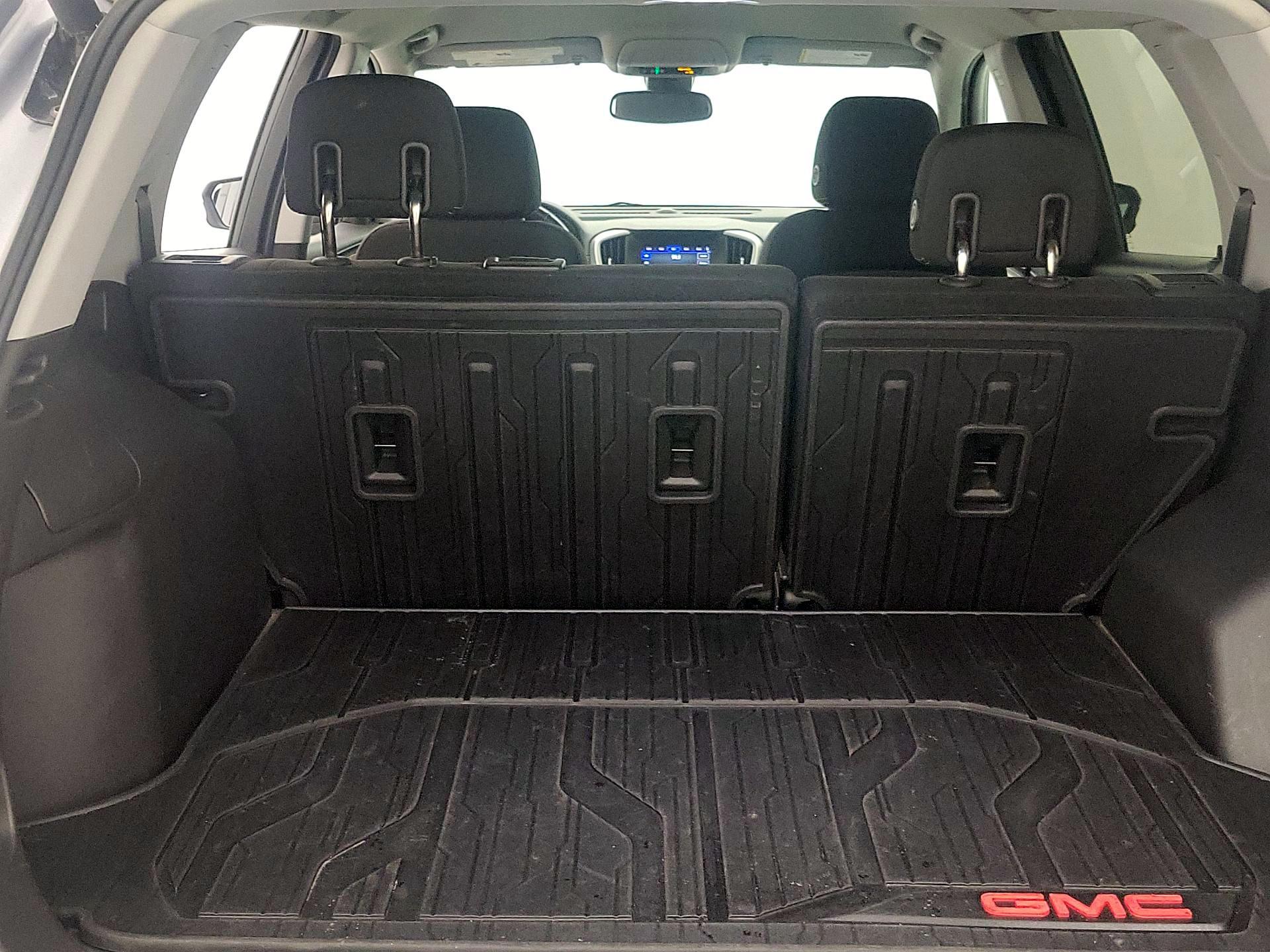 Thumbnail: 2020 GMC Terrain - 20