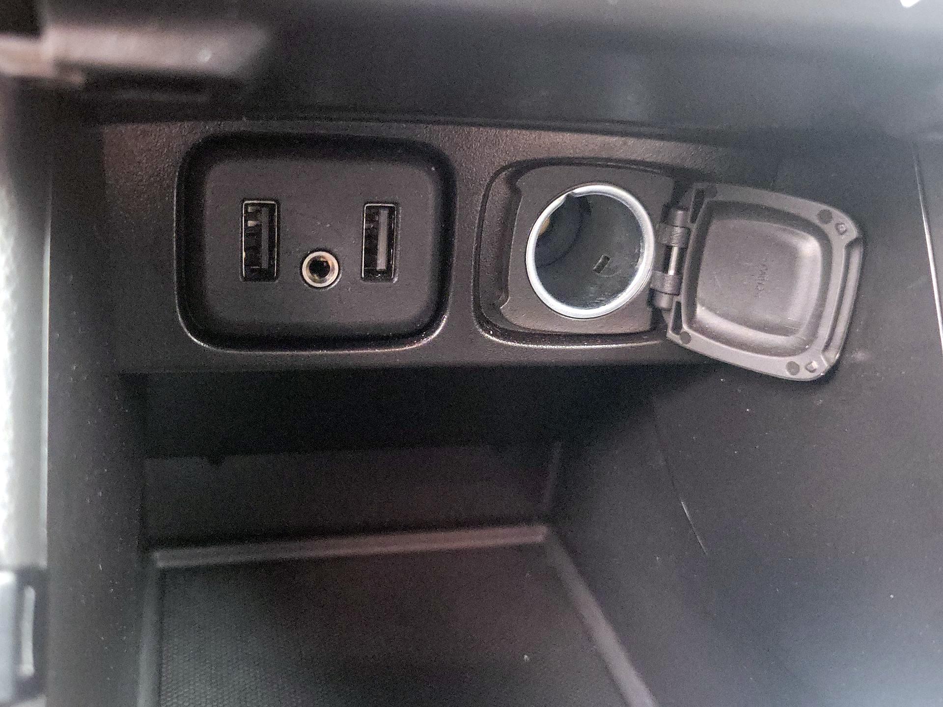 Thumbnail: 2019 Buick Encore - 18