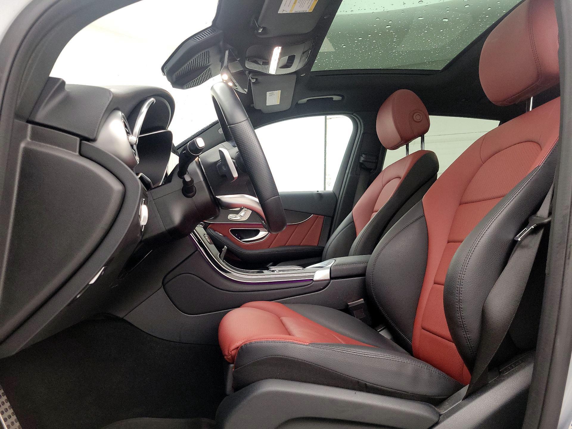 Thumbnail: 2022 Mercedes-Benz GLC - 11