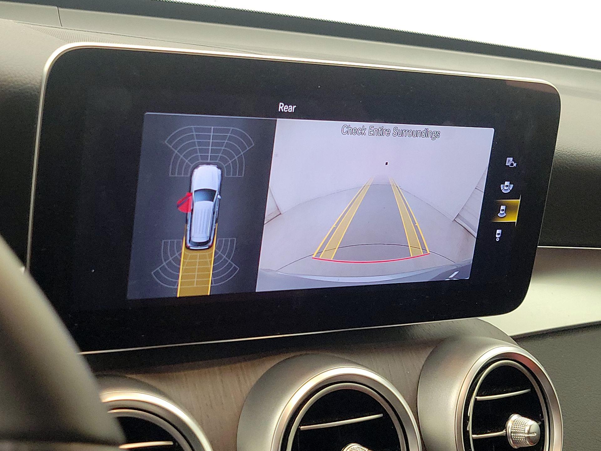 Thumbnail: 2022 Mercedes-Benz GLC - 15