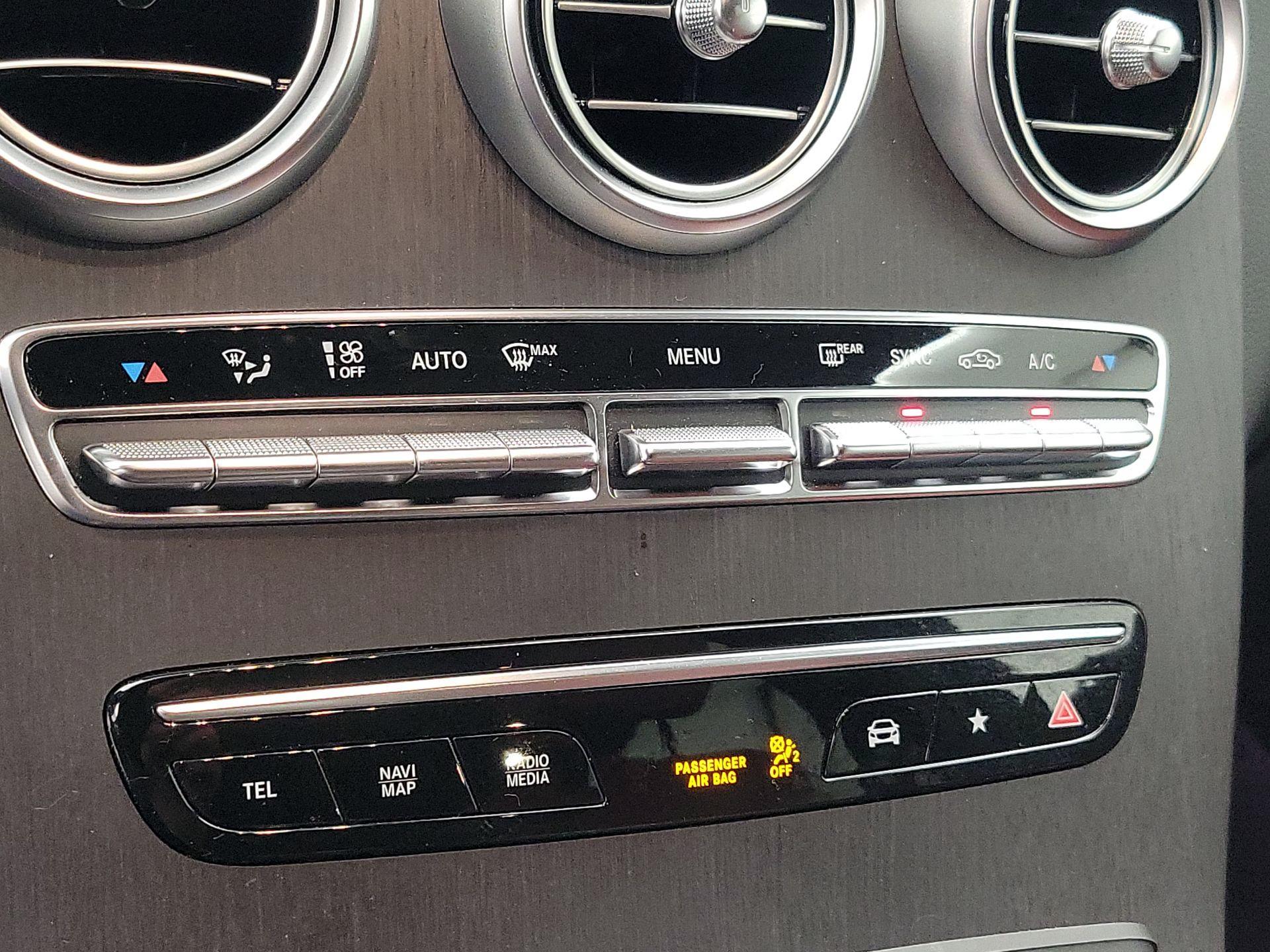 Thumbnail: 2022 Mercedes-Benz GLC - 17