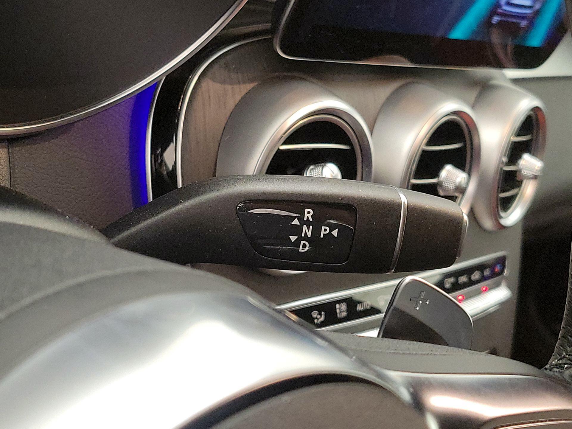 Thumbnail: 2022 Mercedes-Benz GLC - 18