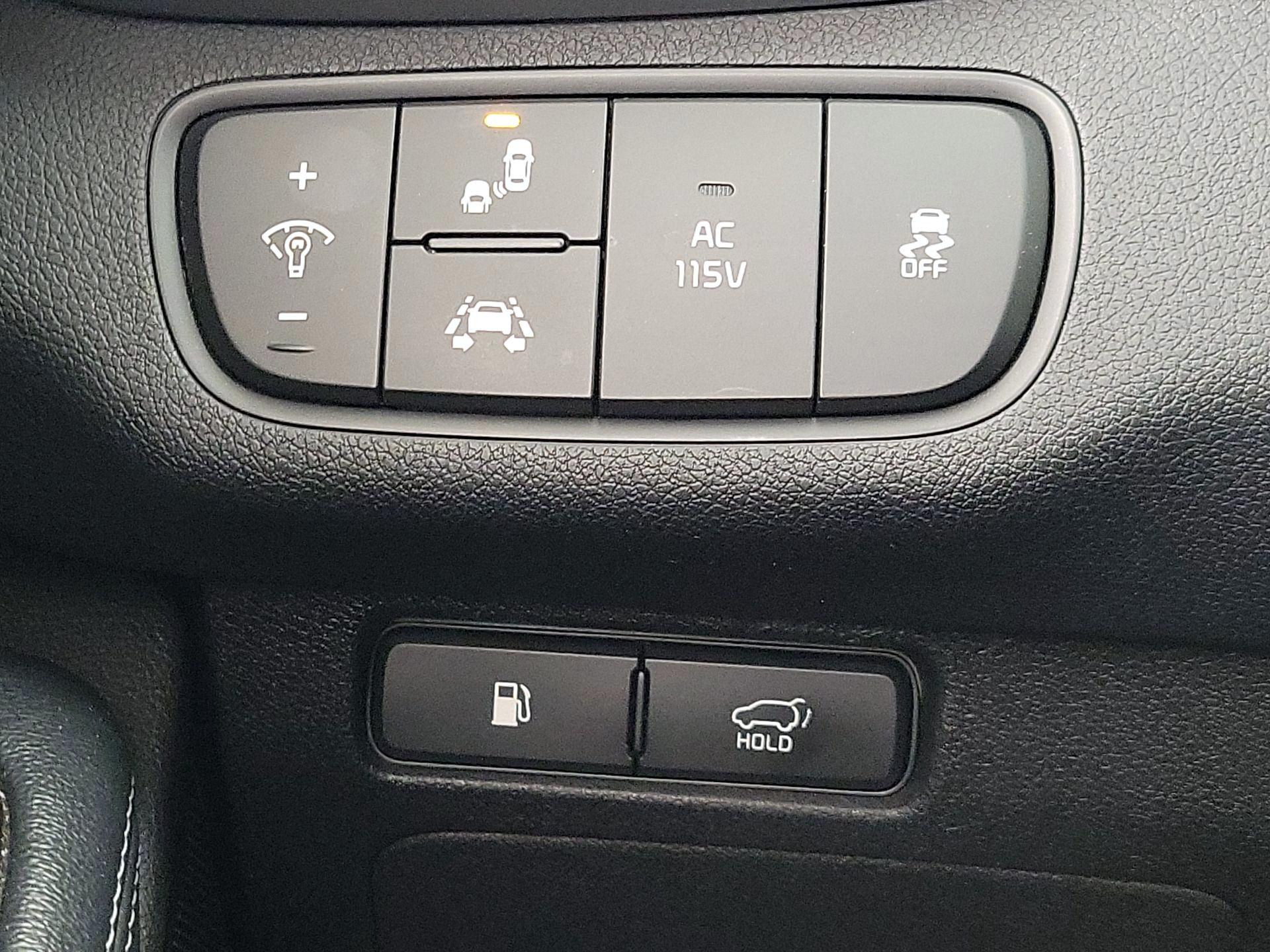 Thumbnail: 2019 Kia Sorento - 13