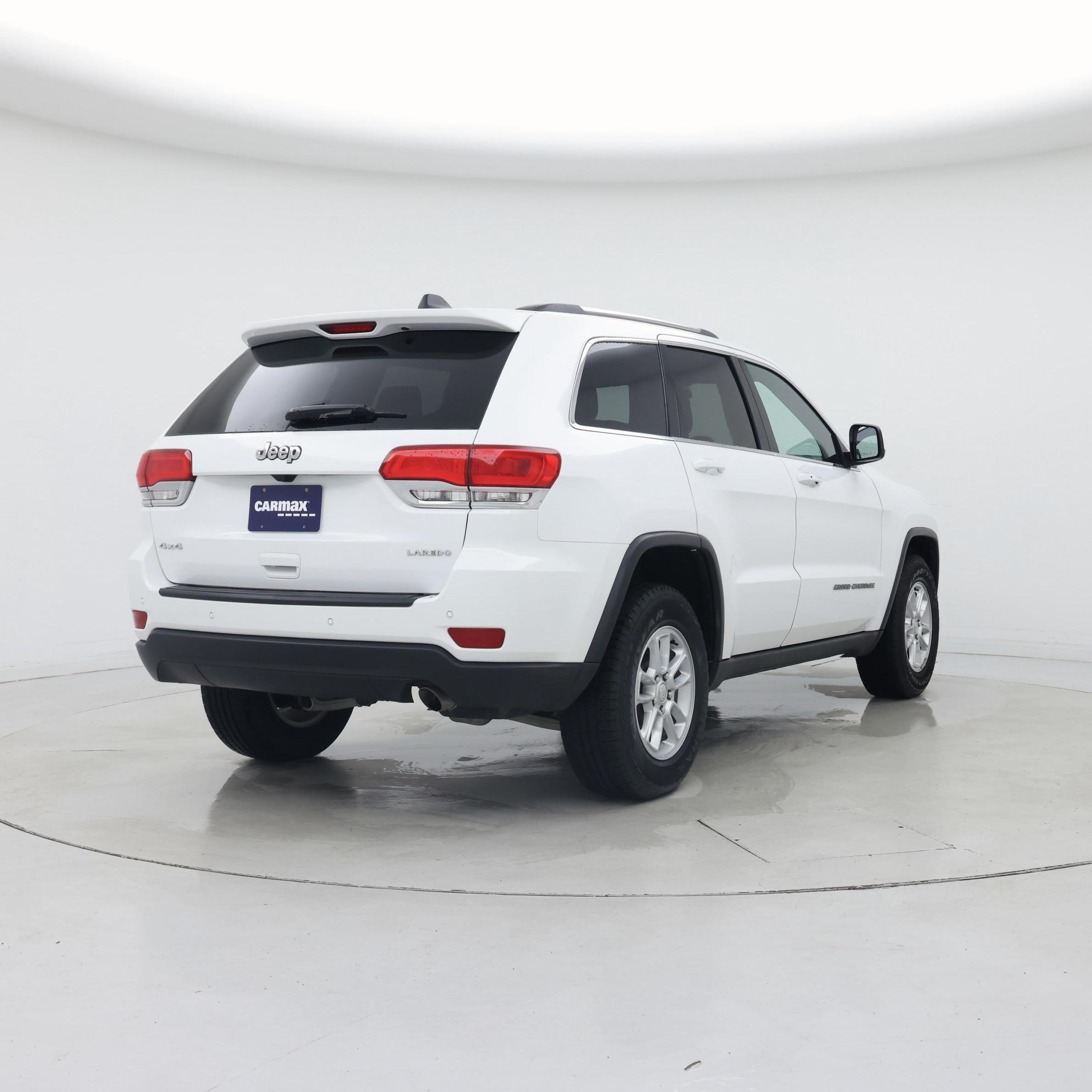 Thumbnail: 2018 Jeep Grand Cherokee - 8