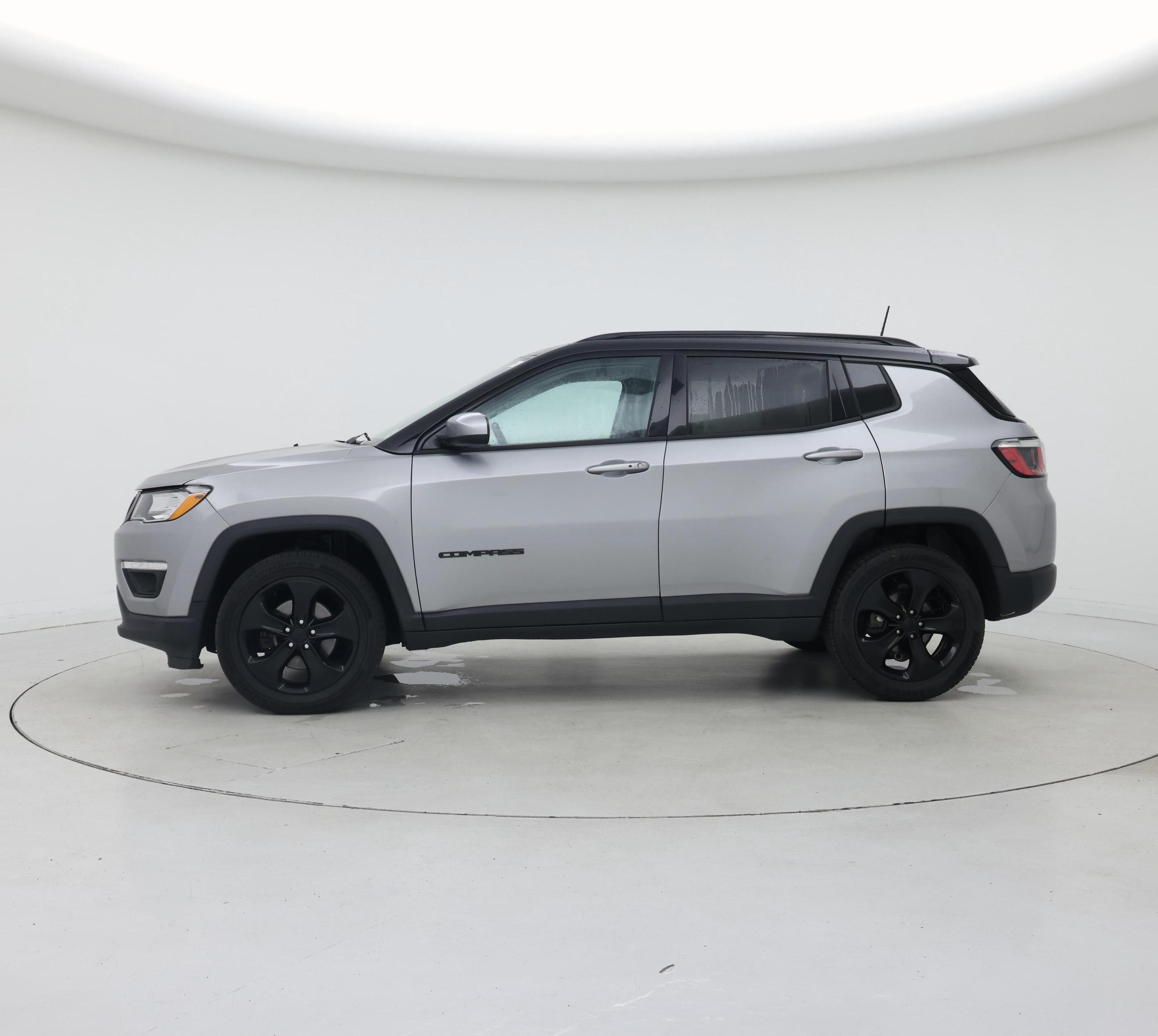 Thumbnail: 2018 Jeep Compass - 3