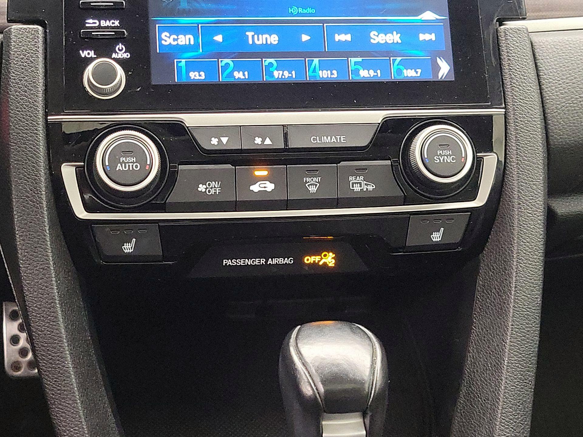 Thumbnail: 2019 Honda Civic - 17