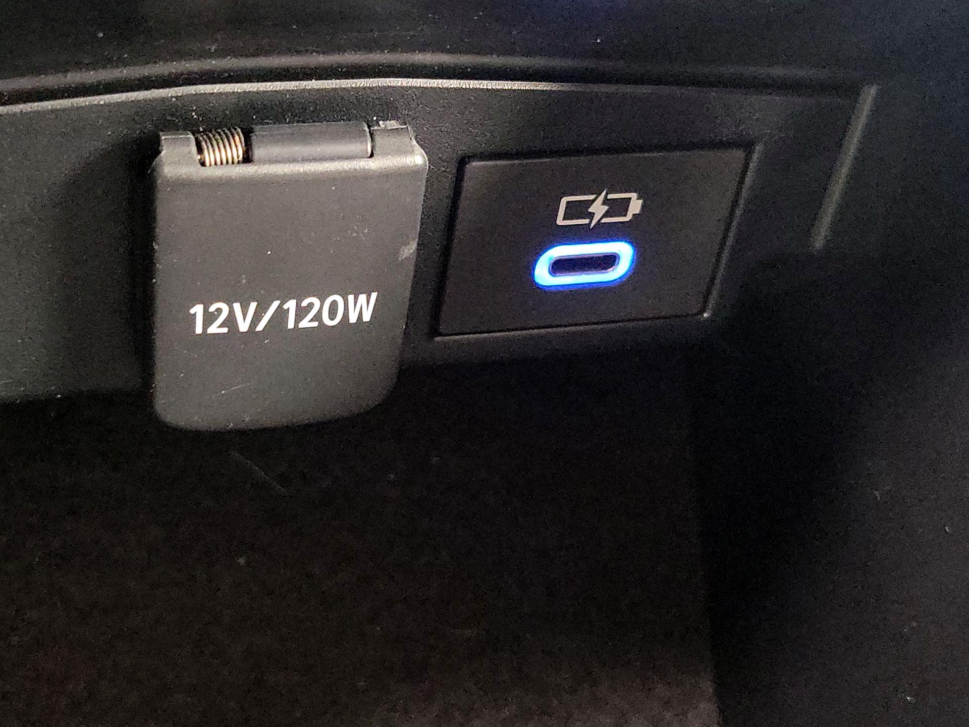 Thumbnail: 2022 Toyota Corolla - 18