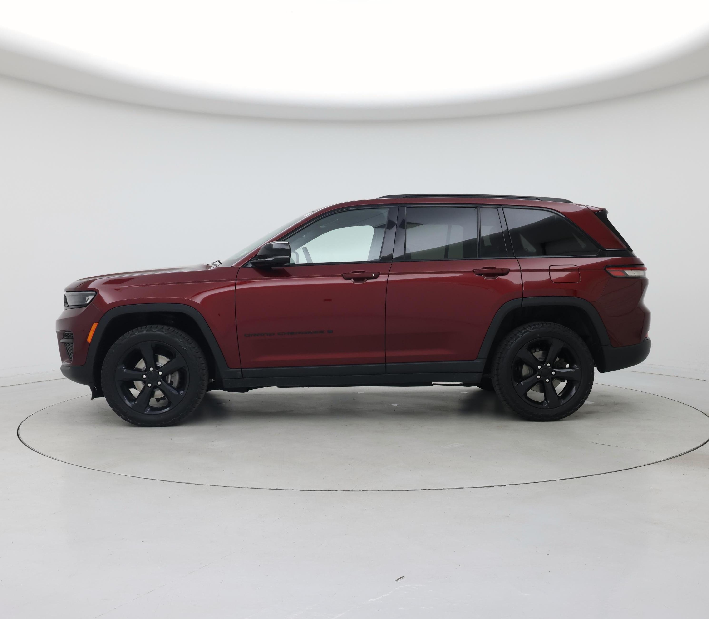 Thumbnail: 2023 Jeep Grand Cherokee - 3