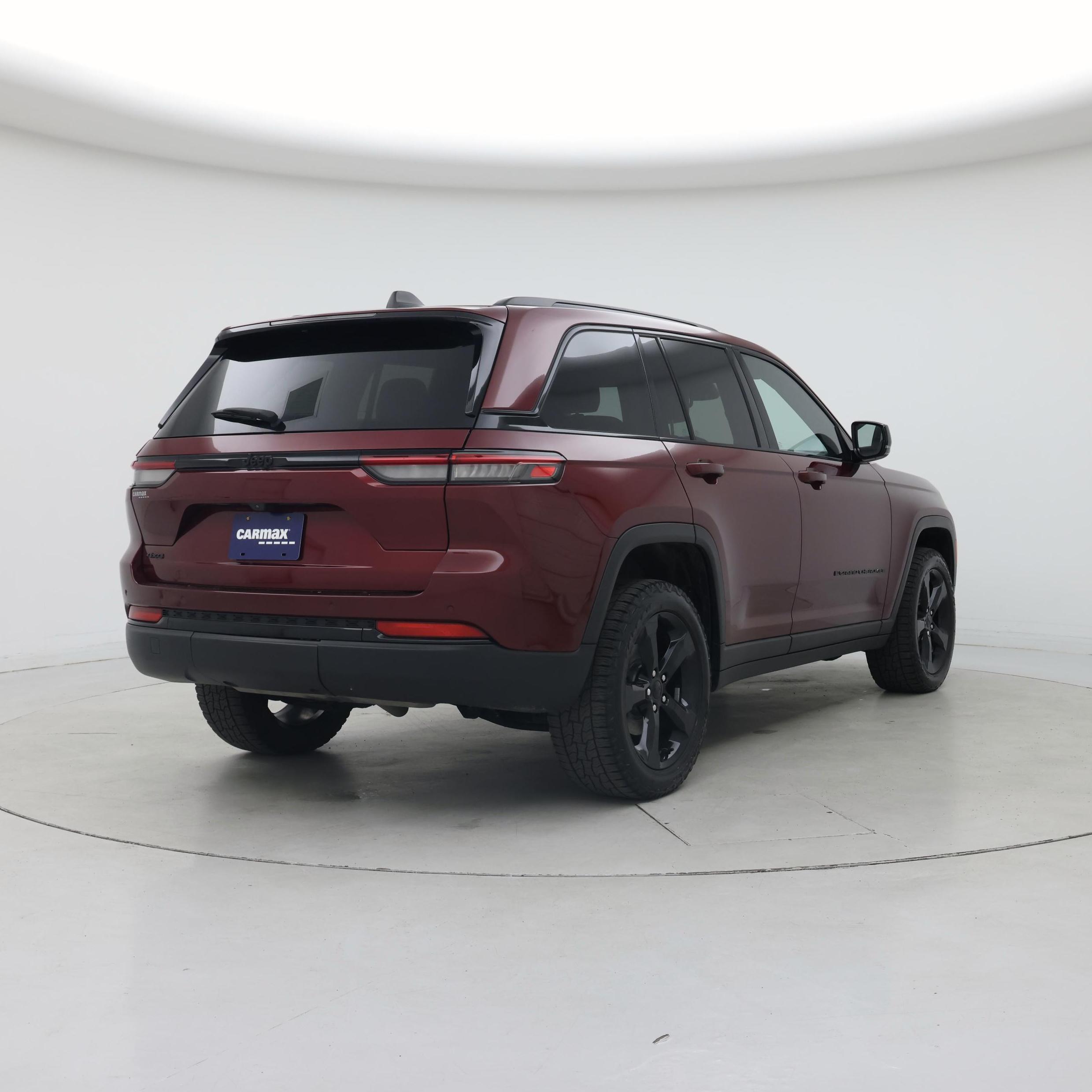 Thumbnail: 2023 Jeep Grand Cherokee - 8