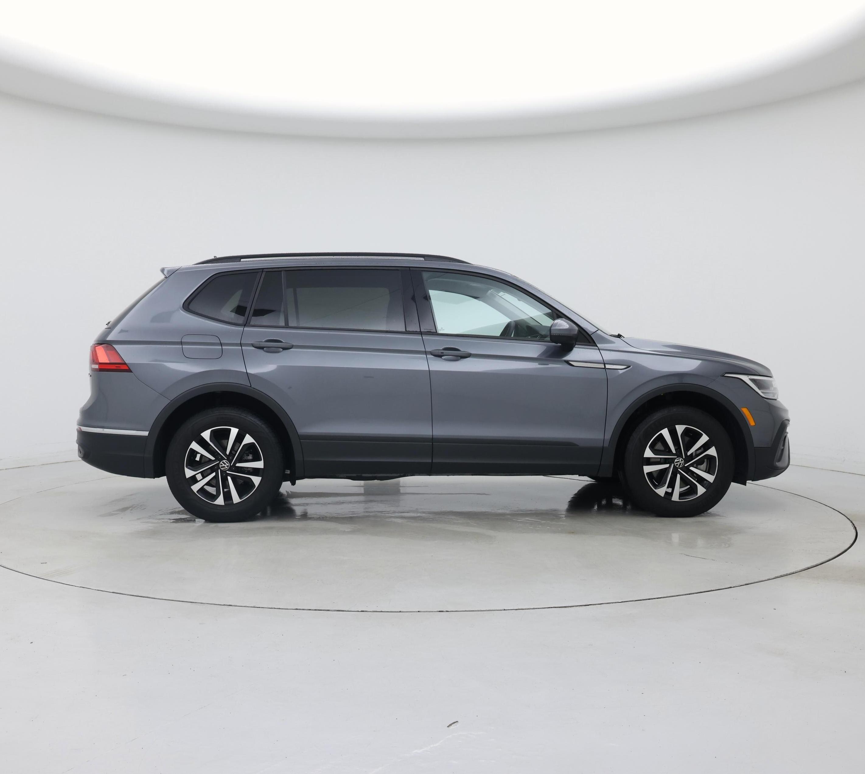 Thumbnail: 2024 Volkswagen Tiguan - 7
