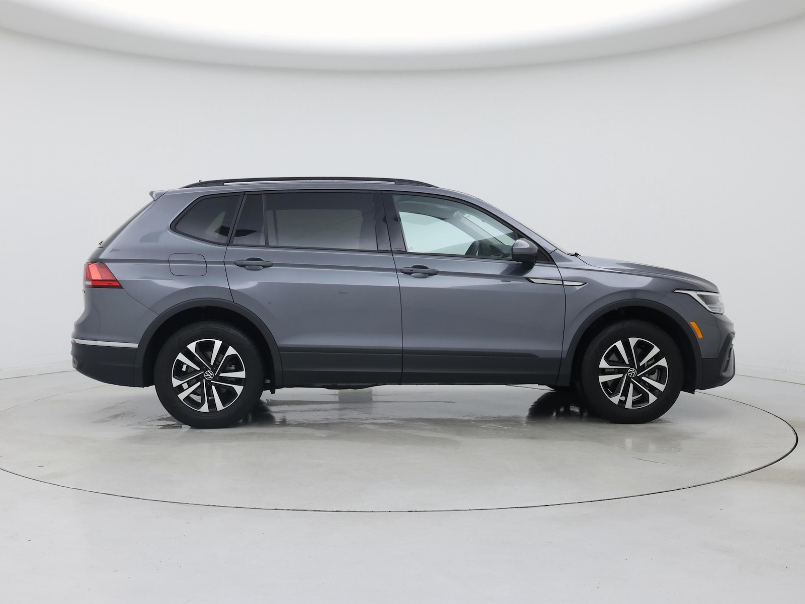 2024 Volkswagen Tiguan S - Photo 8