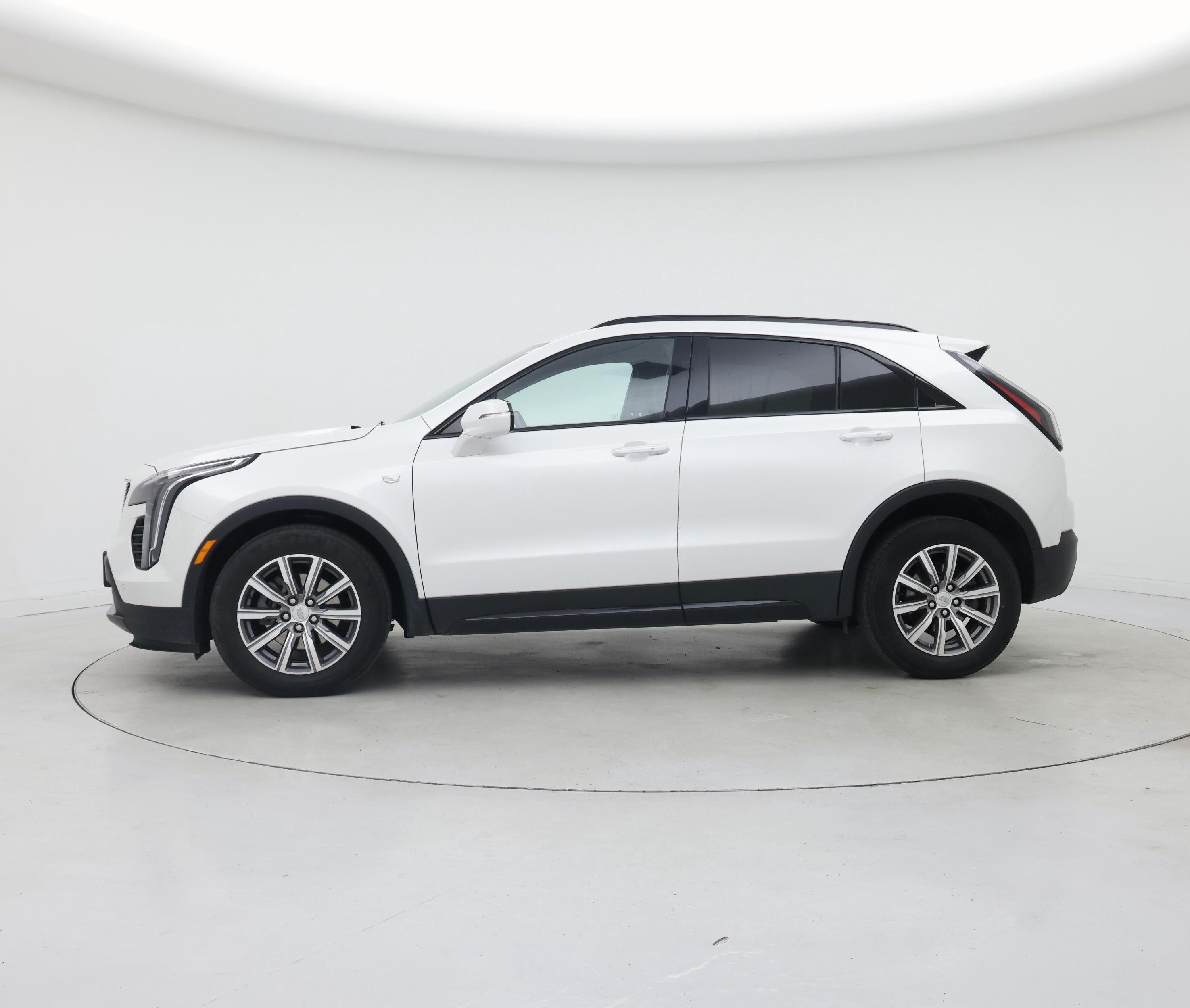 Thumbnail: 2023 Cadillac XT4 - 3