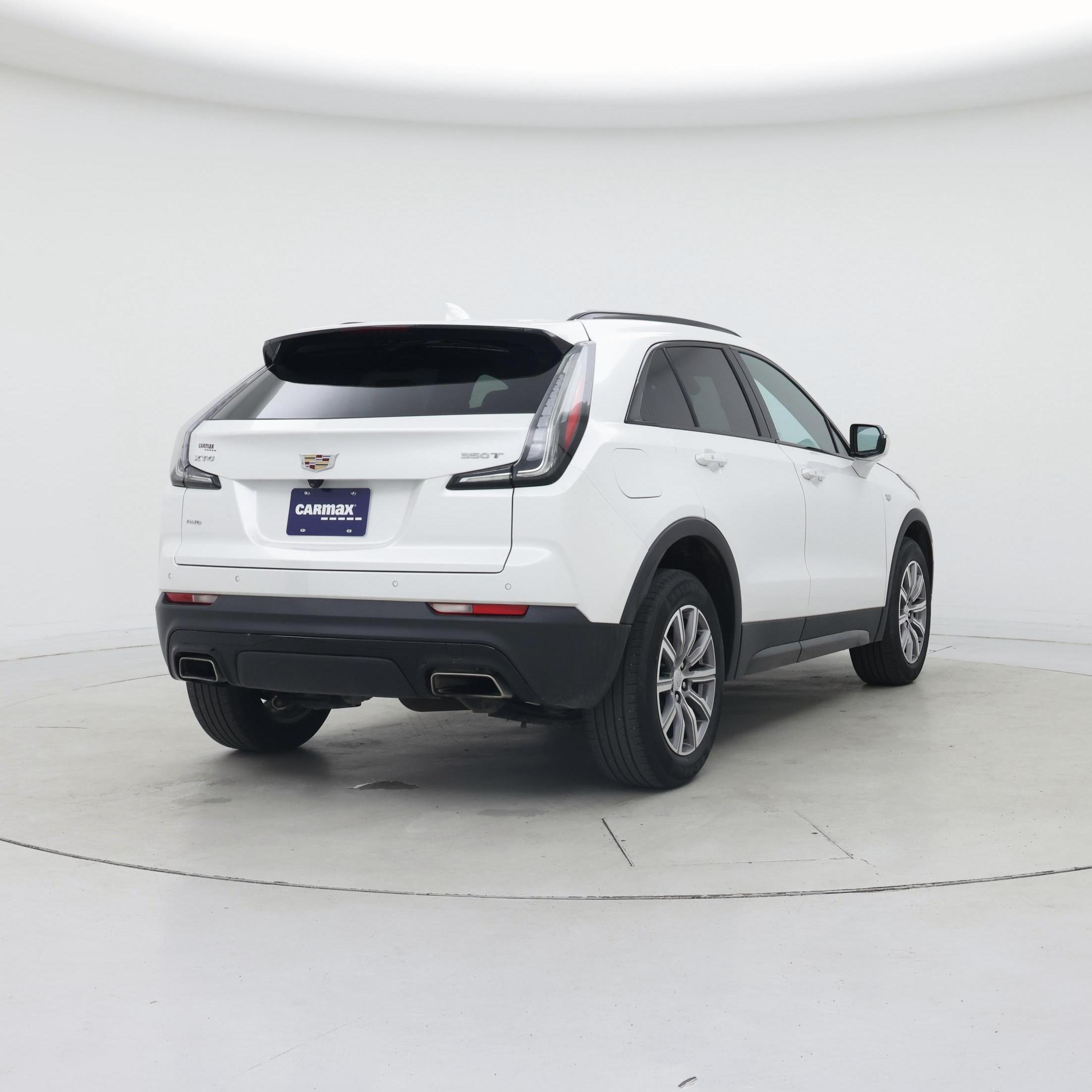 Thumbnail: 2023 Cadillac XT4 - 8