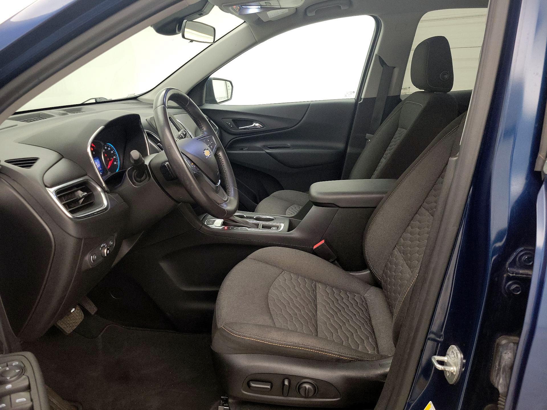 Thumbnail: 2020 Chevrolet Equinox - 11