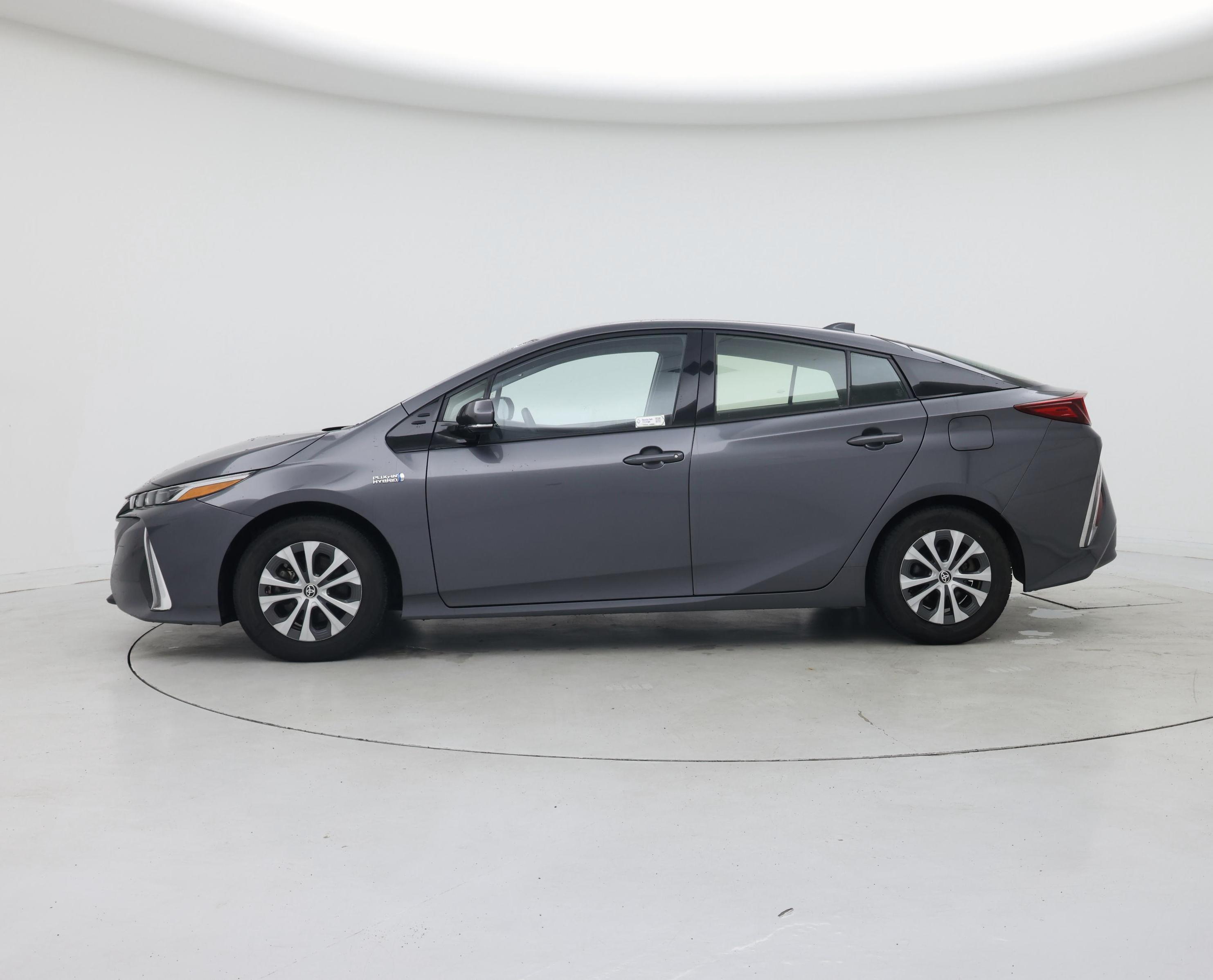 Thumbnail: 2020 Toyota Prius Prime - 3