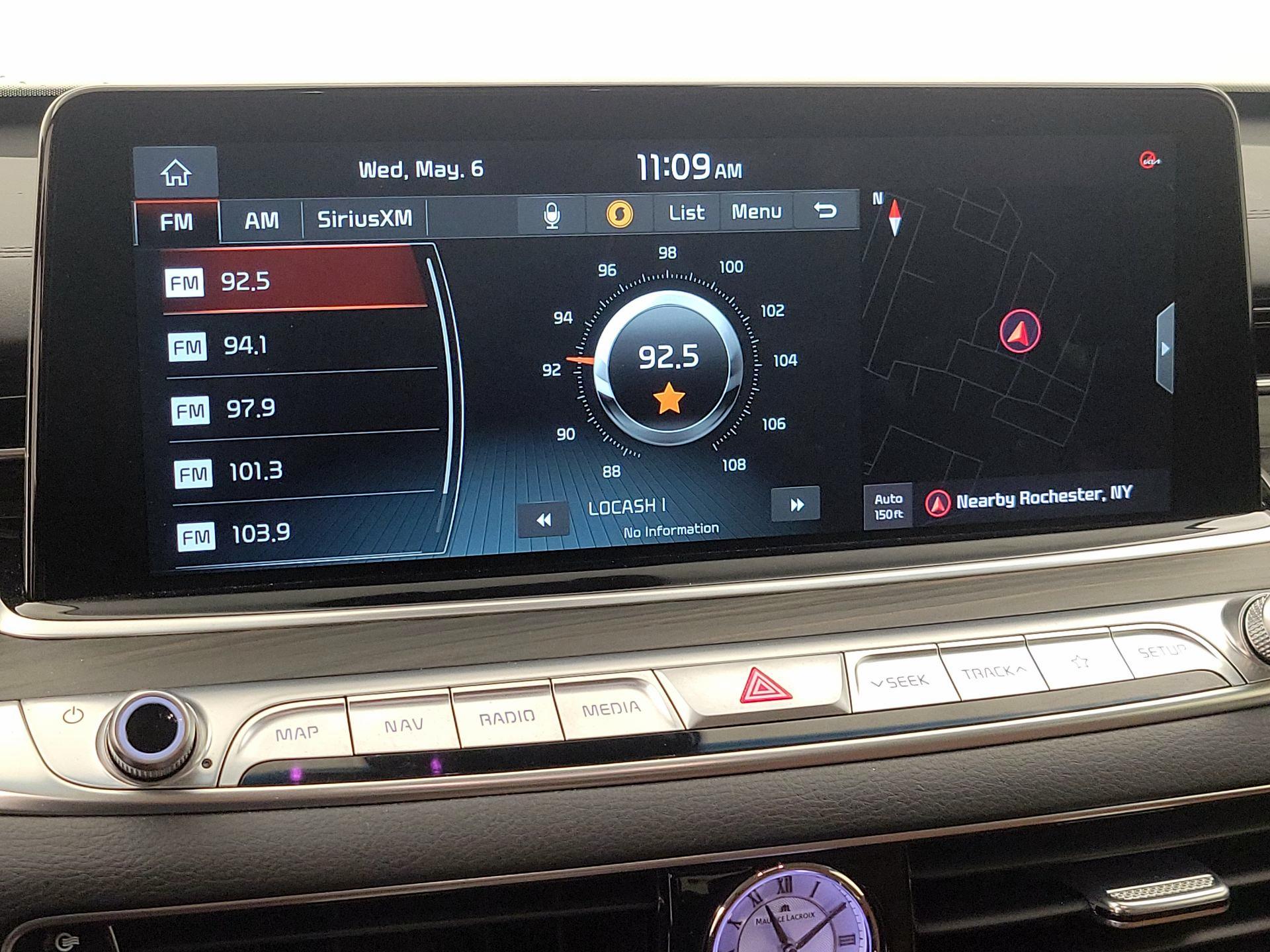 Thumbnail: 2019 Kia K900 - 16