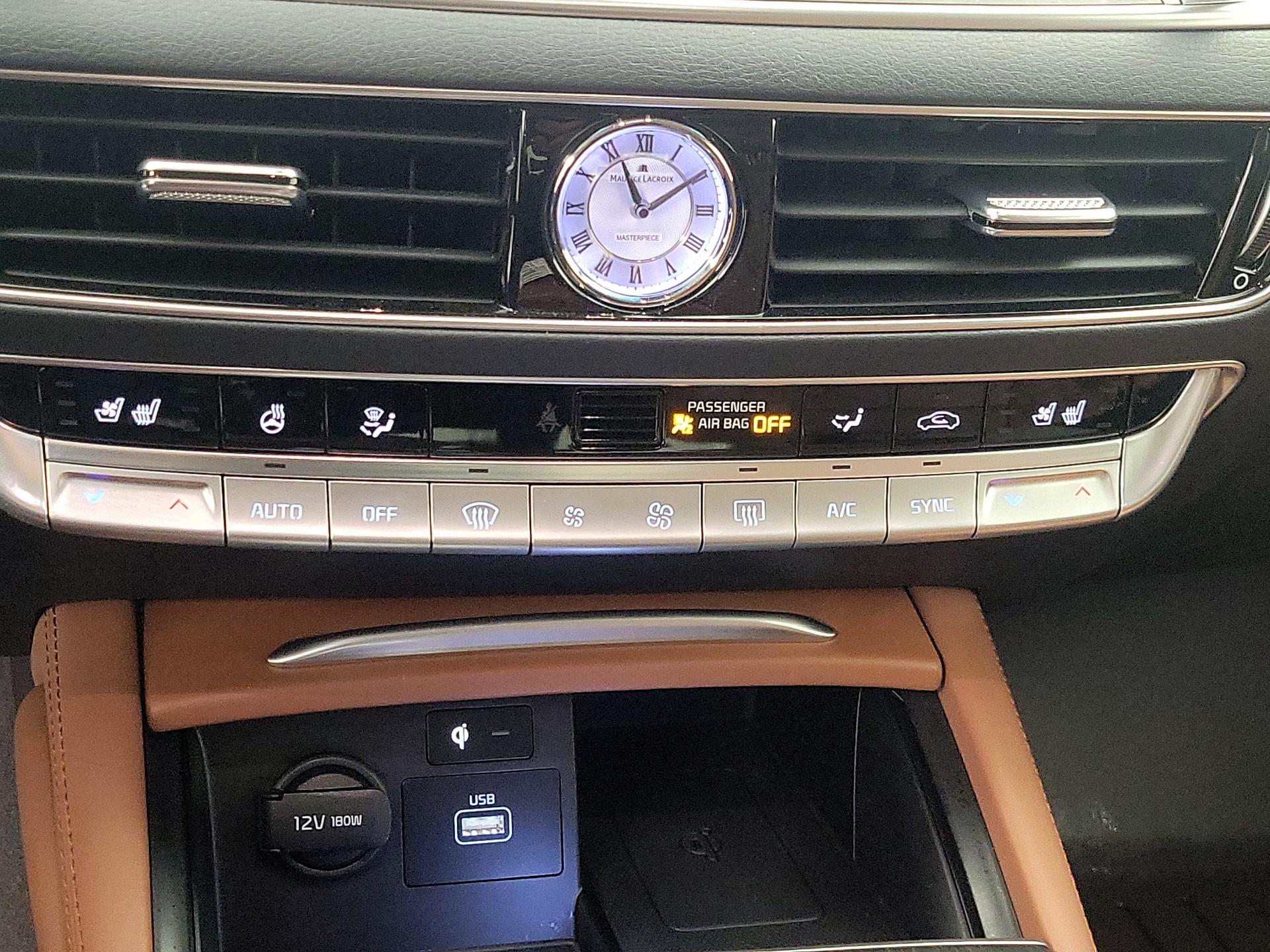 Thumbnail: 2019 Kia K900 - 17