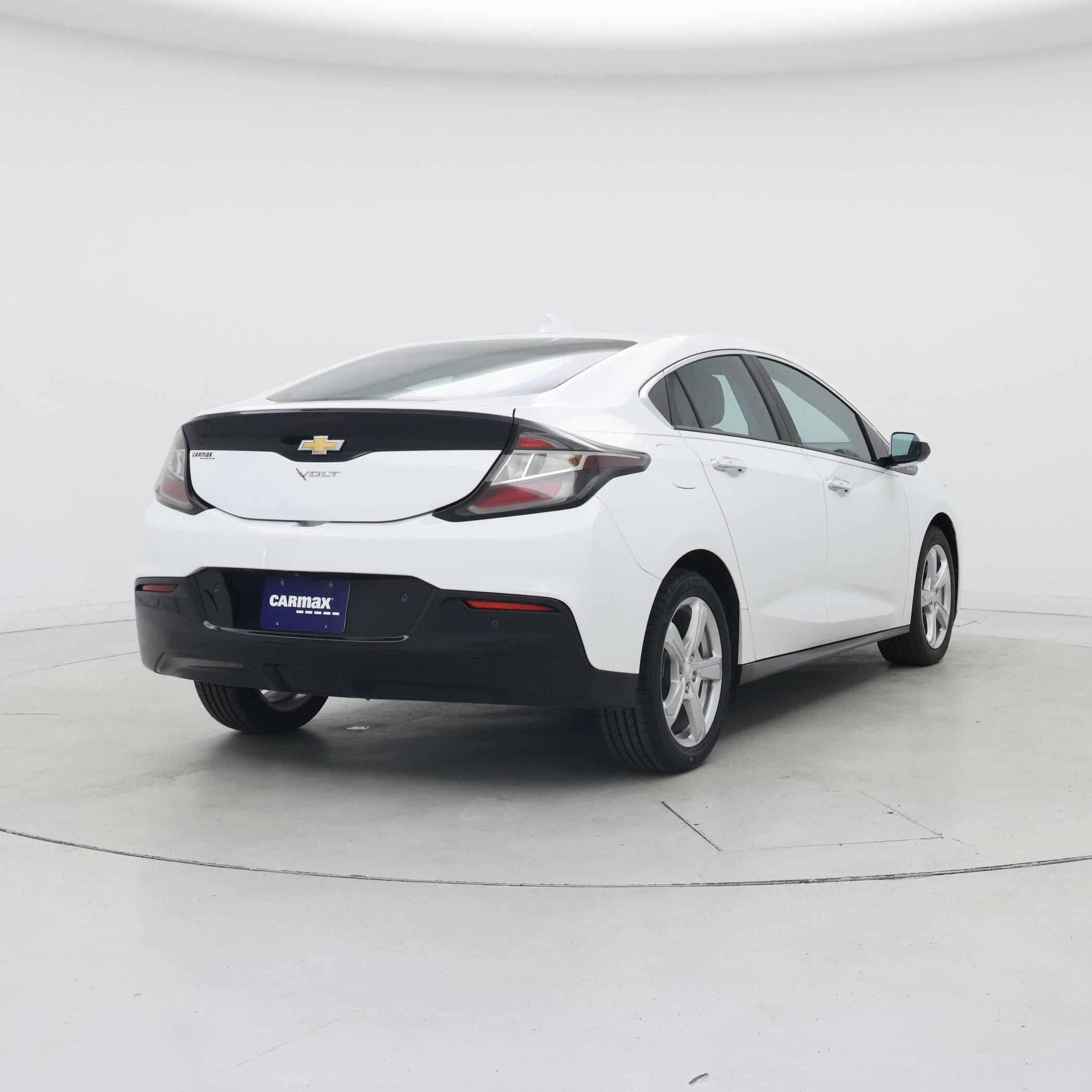 Thumbnail: 2018 Chevrolet Volt - 8