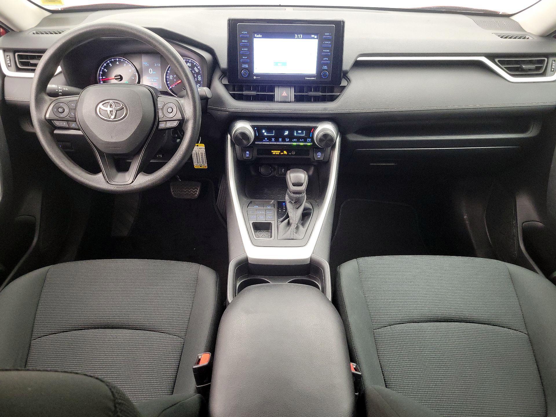 Thumbnail: 2021 Toyota RAV4 - 9