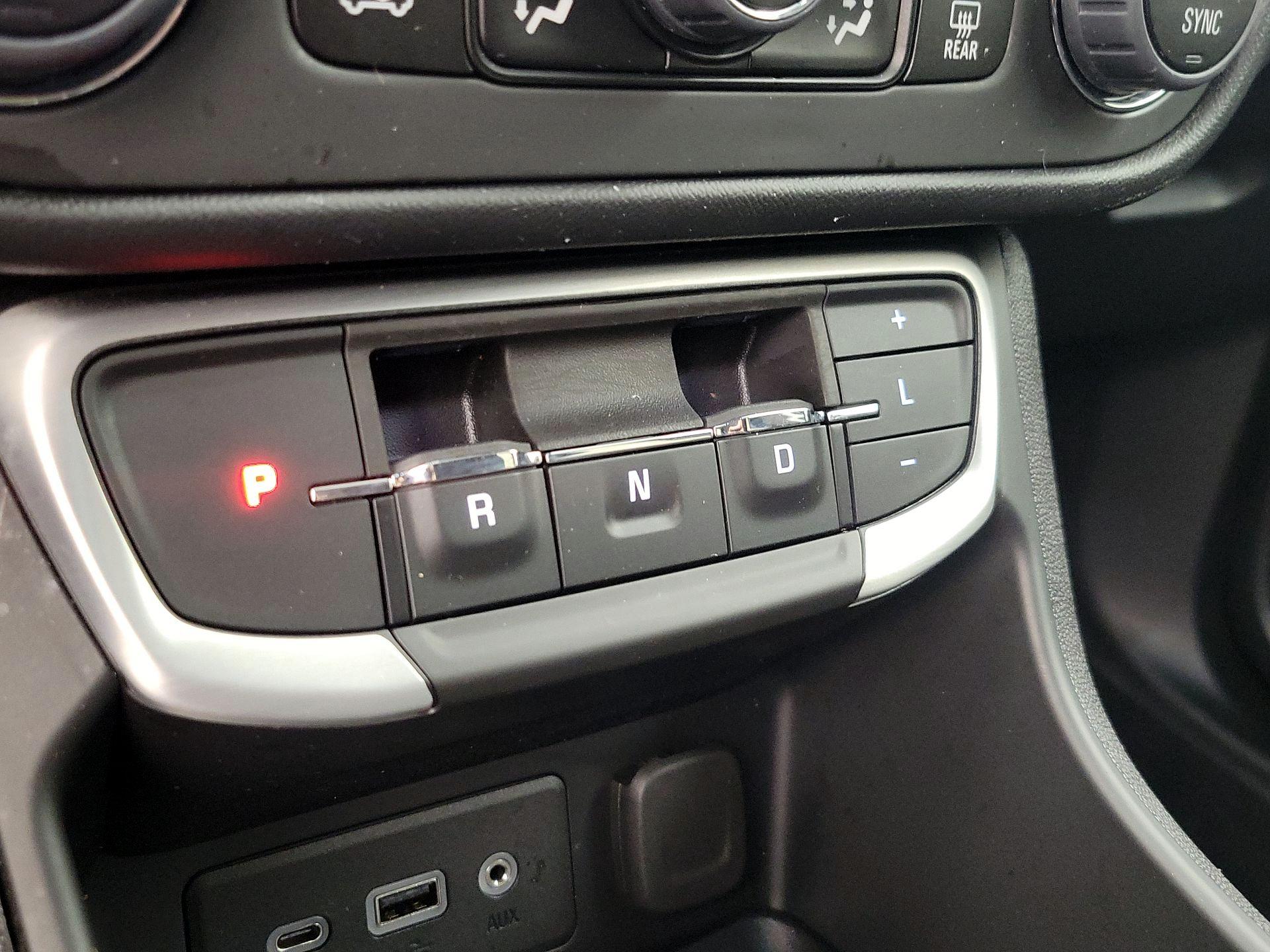 Thumbnail: 2023 GMC Terrain - 17