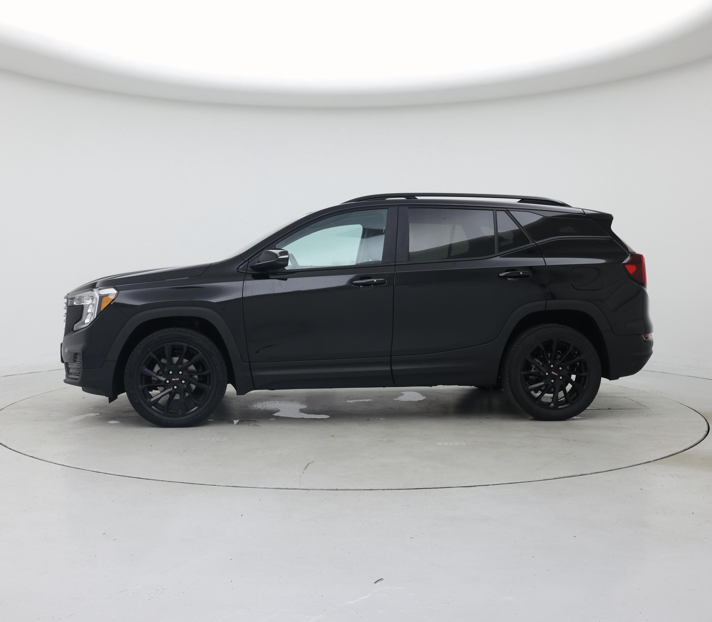 Thumbnail: 2023 GMC Terrain - 3