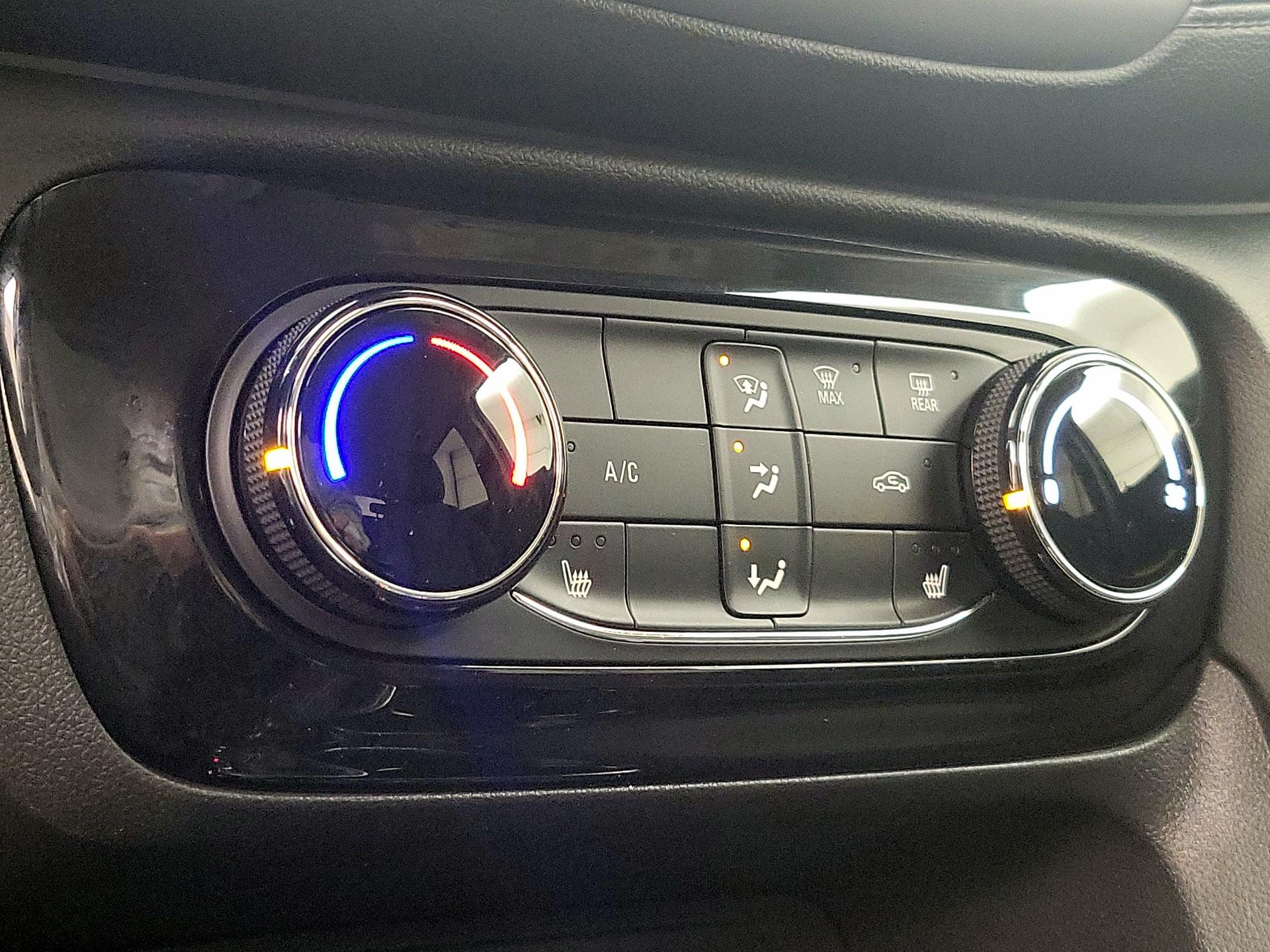 Thumbnail: 2021 Buick Encore GX - 16