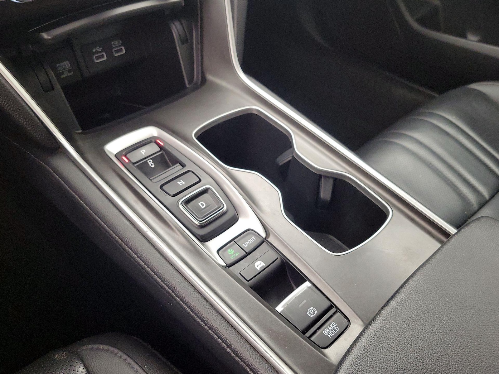 2022 Honda Accord Hybrid Touring - Photo 19