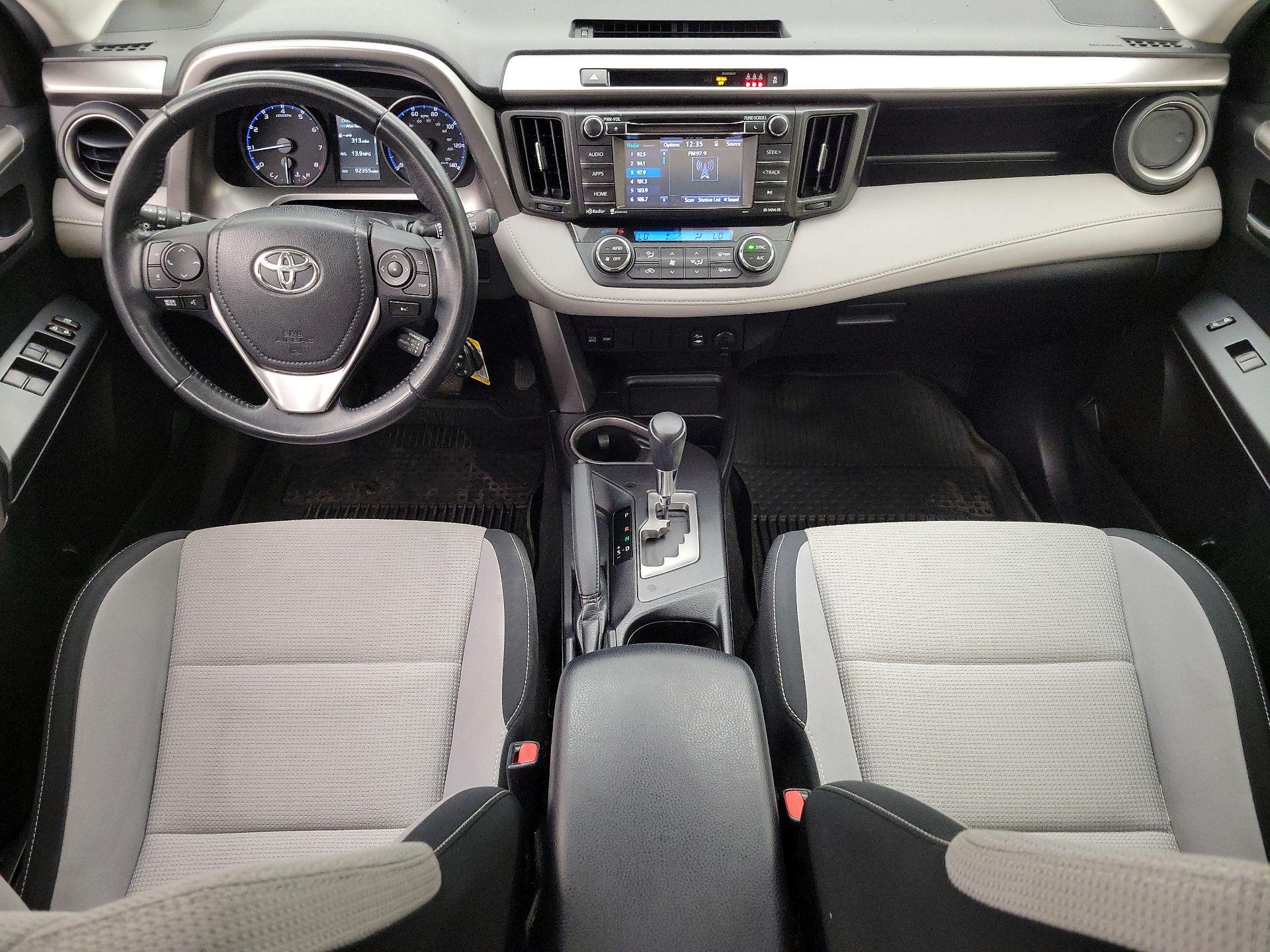 Thumbnail: 2017 Toyota RAV4 - 9
