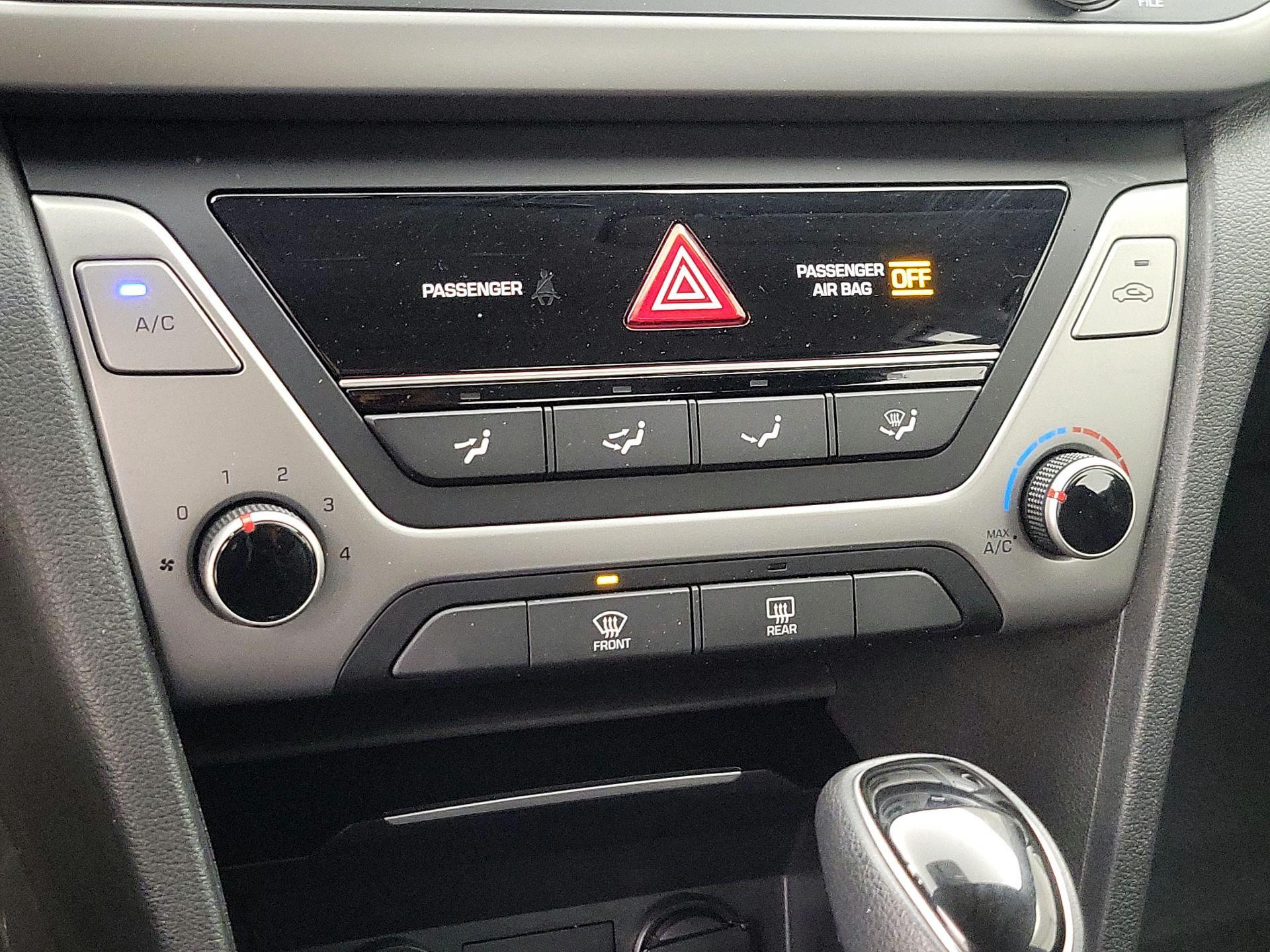 Thumbnail: 2018 Hyundai Elantra - 15