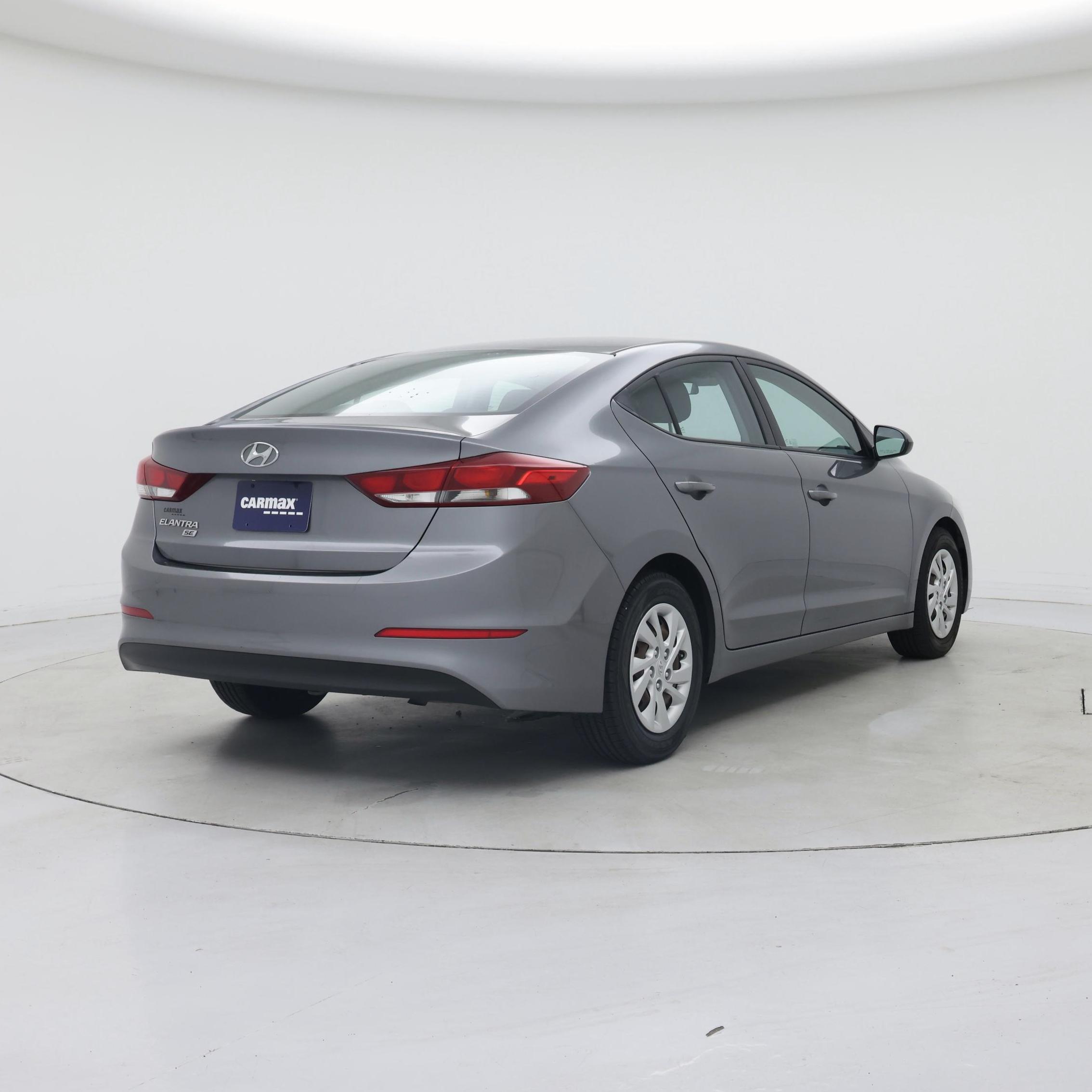 Thumbnail: 2018 Hyundai Elantra - 8