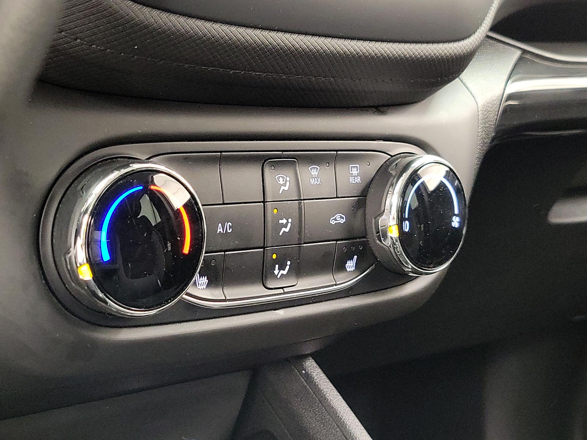 Thumbnail: 2021 Chevrolet TrailBlazer - 16