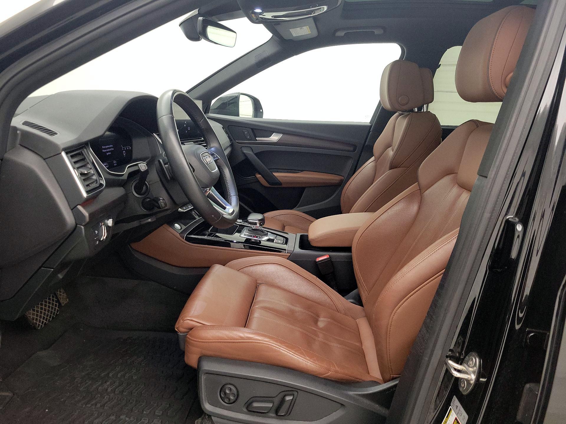 Thumbnail: 2022 Audi Q5 - 11