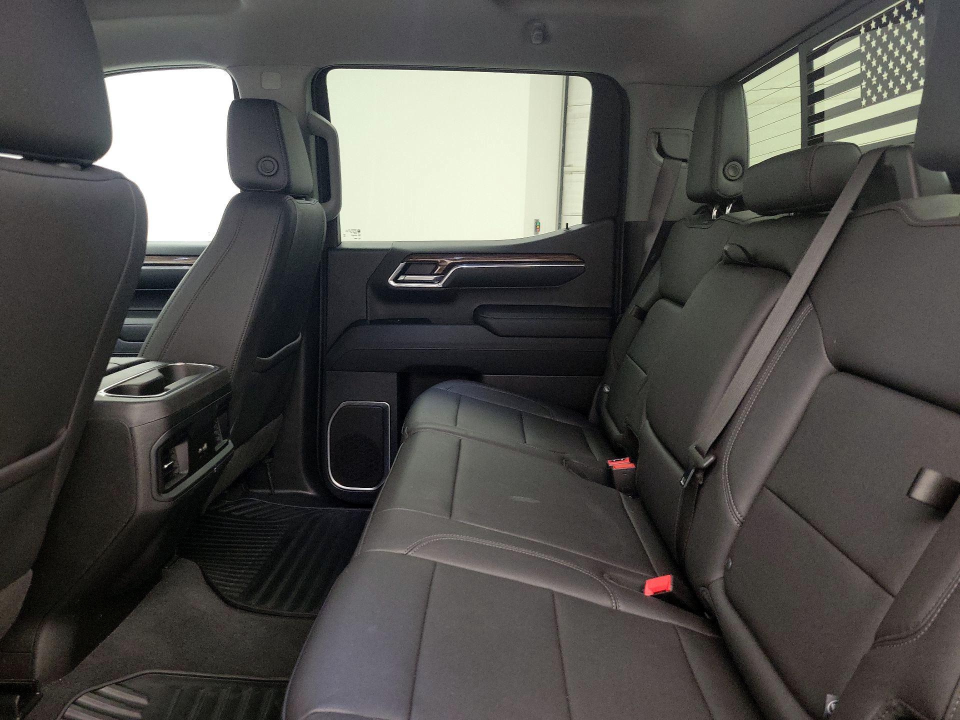 Thumbnail: 2024 Chevrolet Silverado 1500 - 19