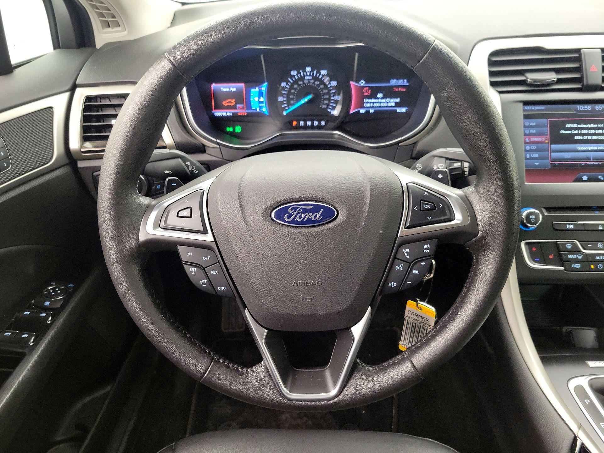 Thumbnail: 2016 Ford Fusion - 10
